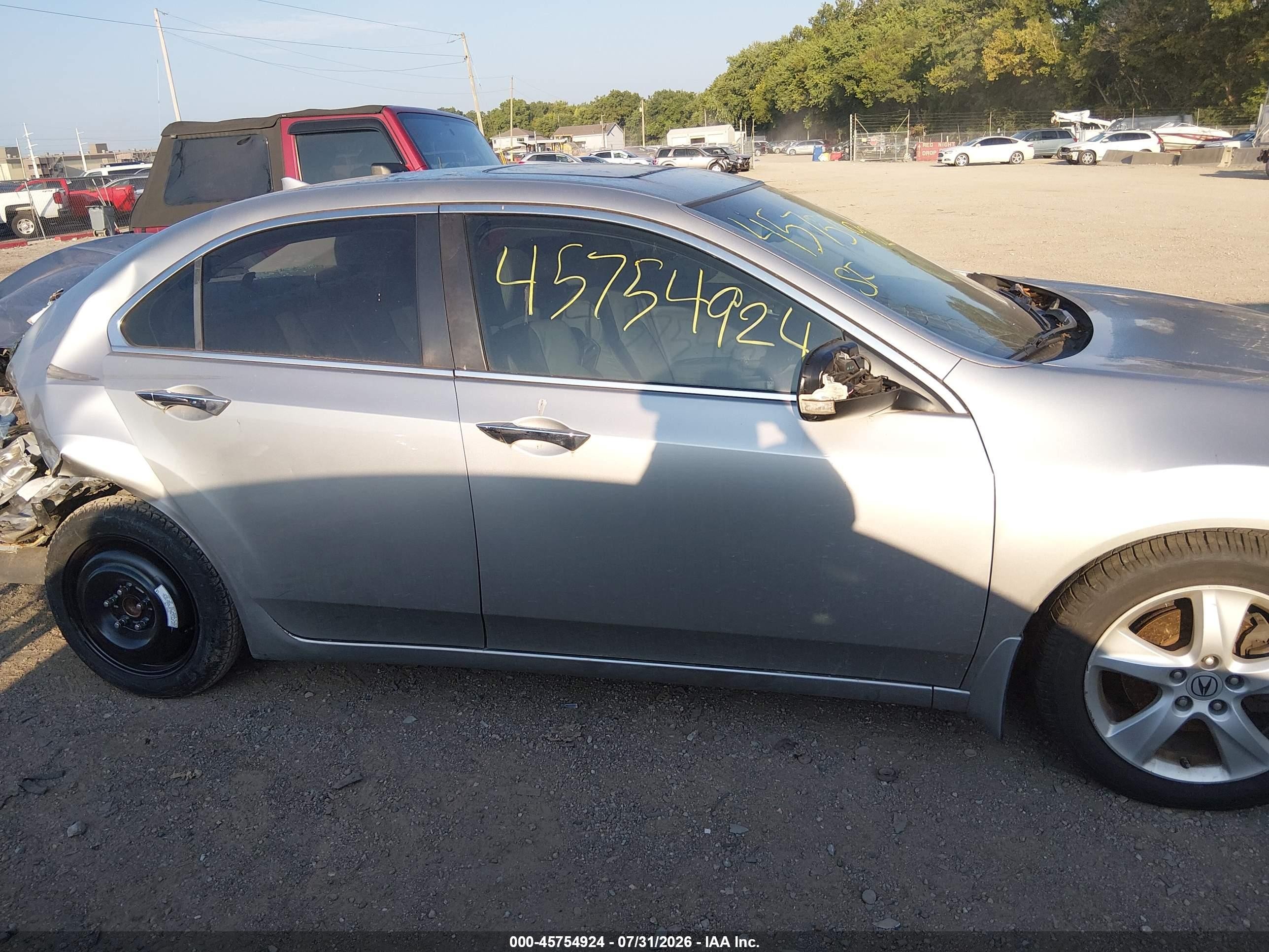 2009 Acura Tsx   Silver vin: JH4CU26659C014284