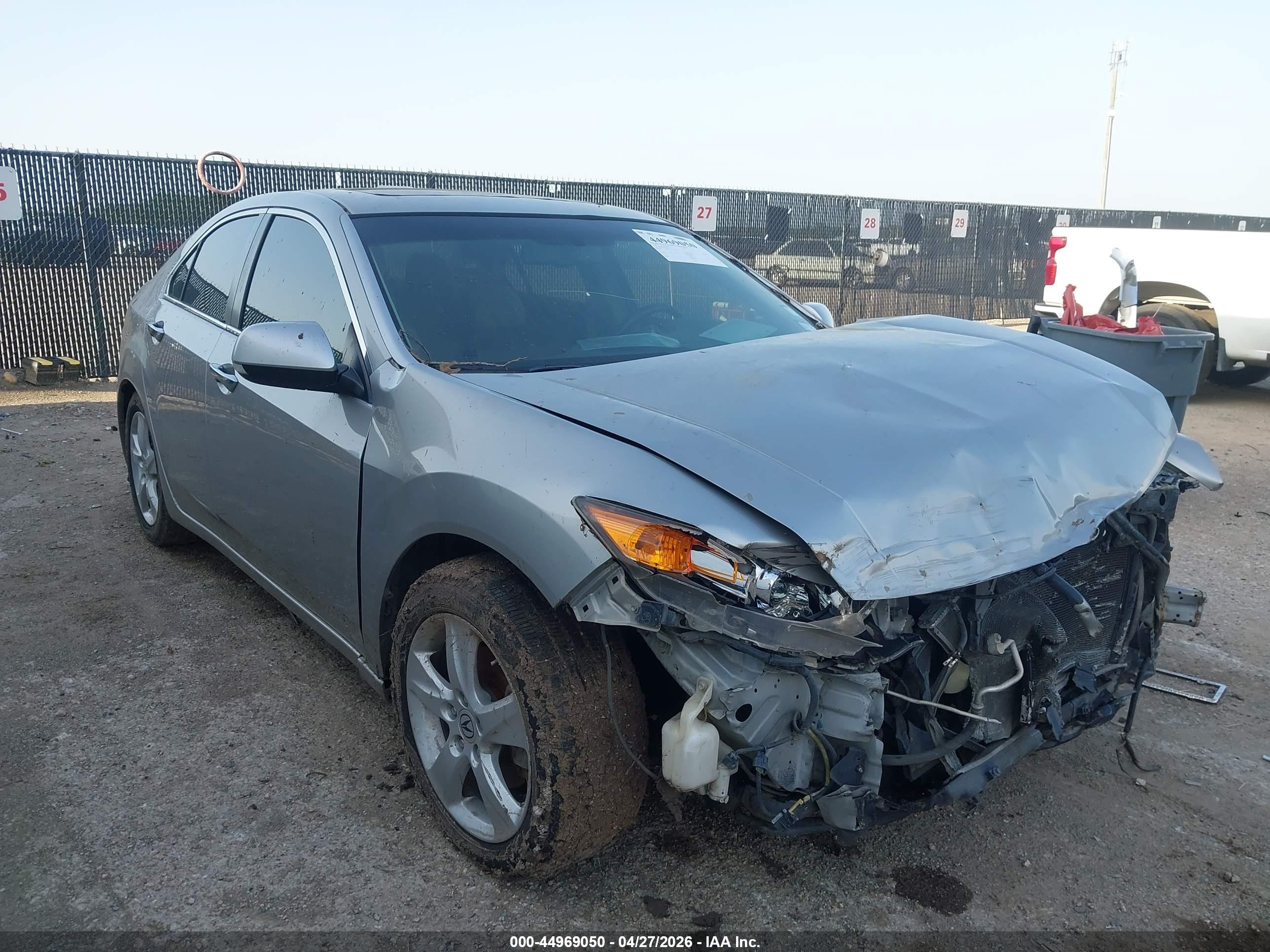 2009 Acura Tsx   Silver vin: JH4CU26659C033773