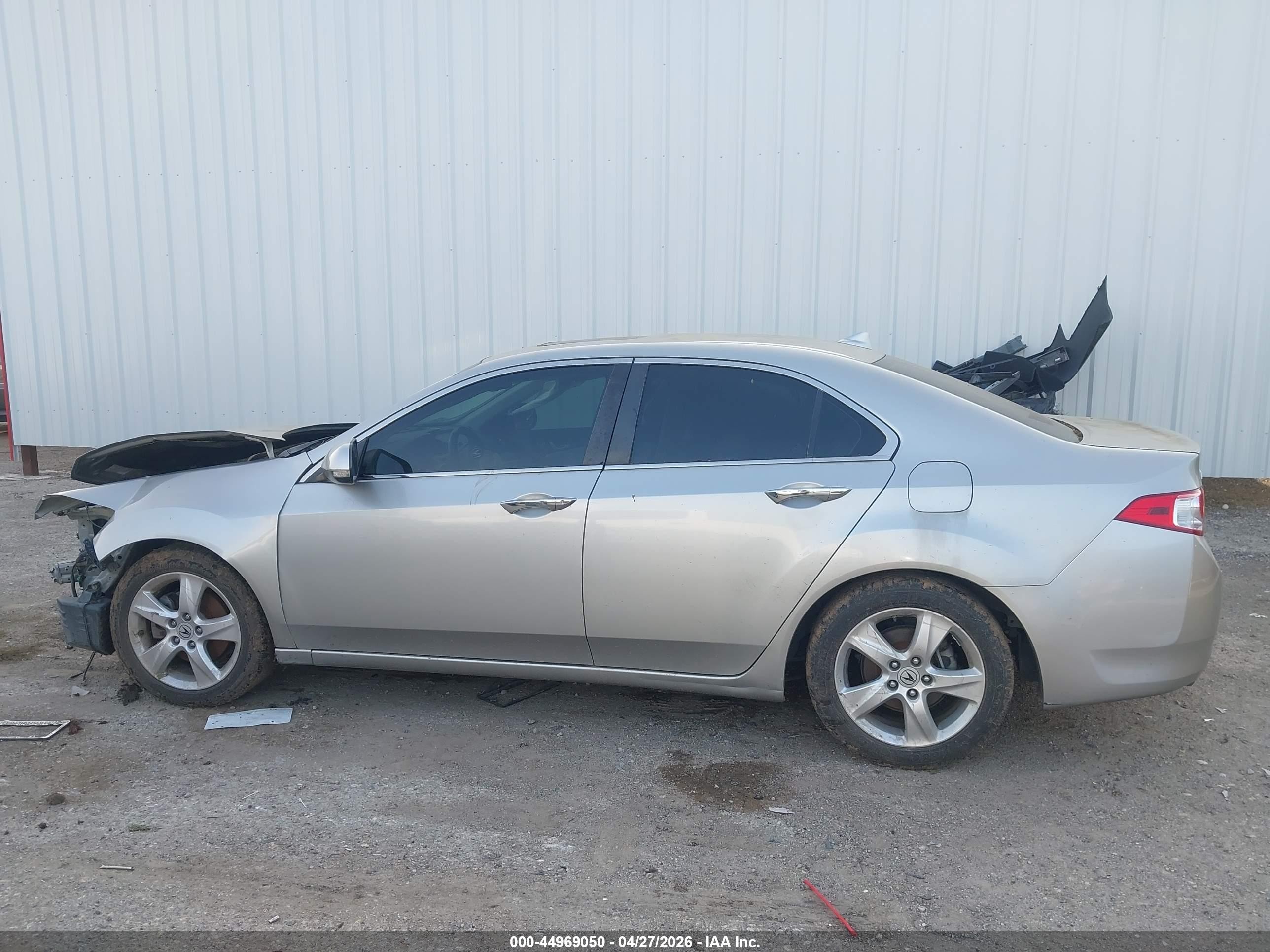 2009 Acura Tsx   Silver vin: JH4CU26659C033773