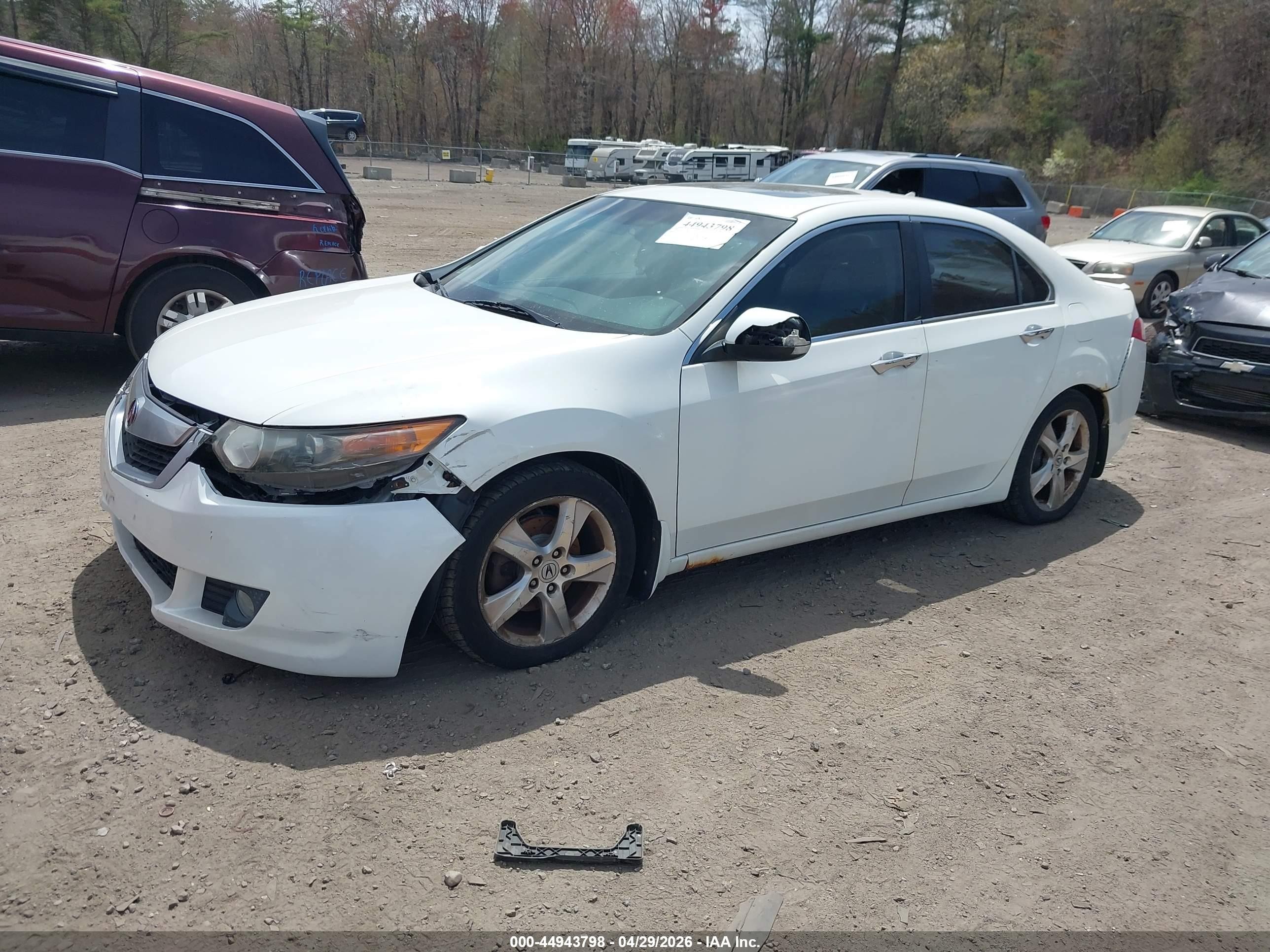 2009 Acura Tsx   White vin: JH4CU26669C006775