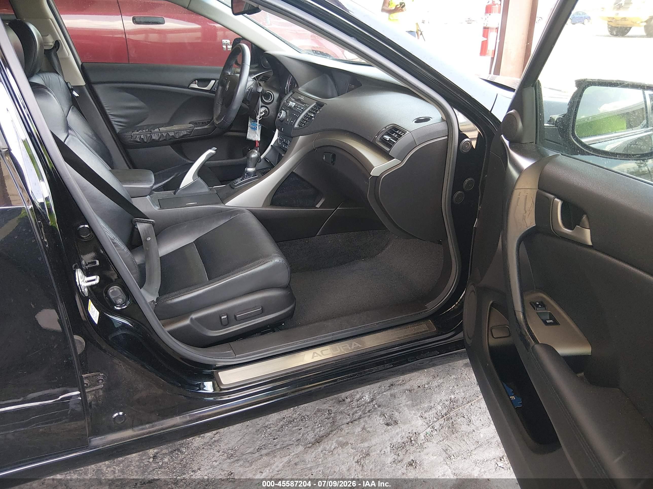 2009 Acura Tsx   Black vin: JH4CU26669C027559