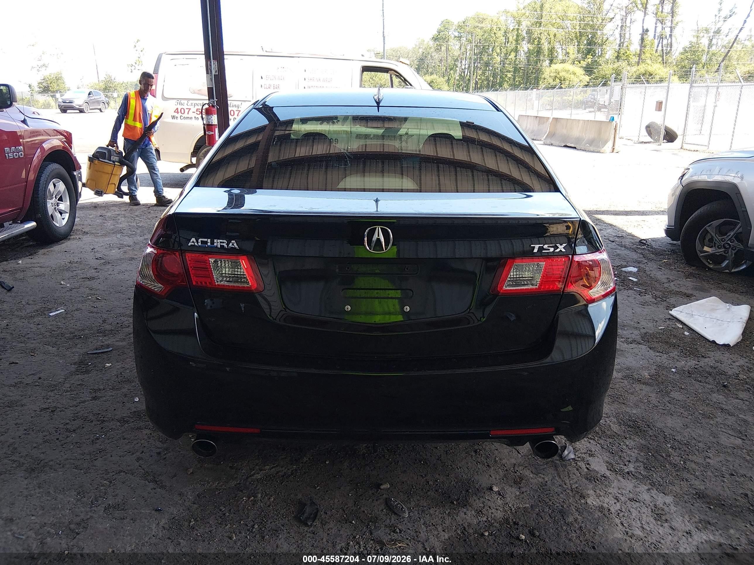 2009 Acura Tsx   Black vin: JH4CU26669C027559
