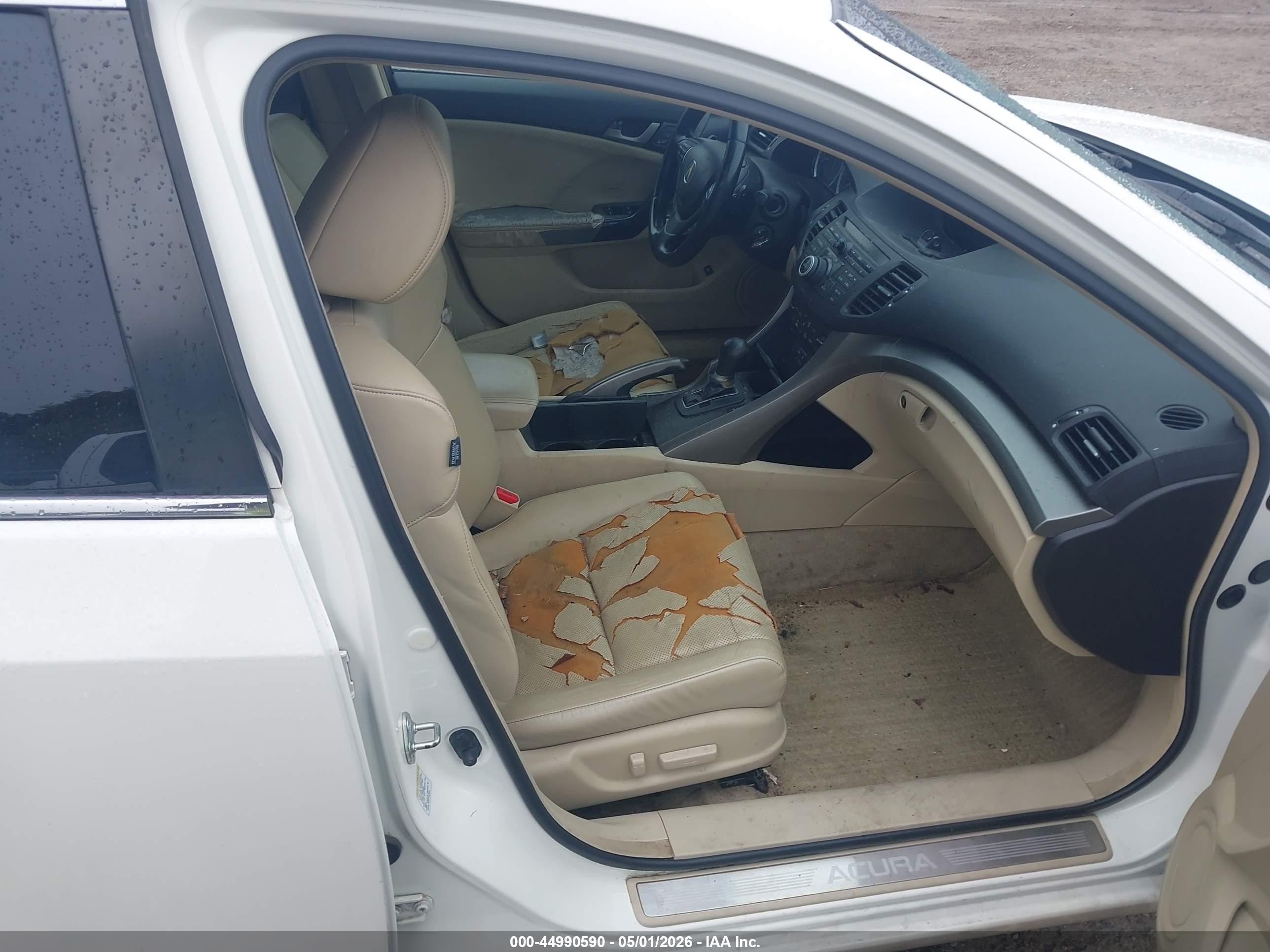 2009 Acura Tsx   White vin: JH4CU26669C034009
