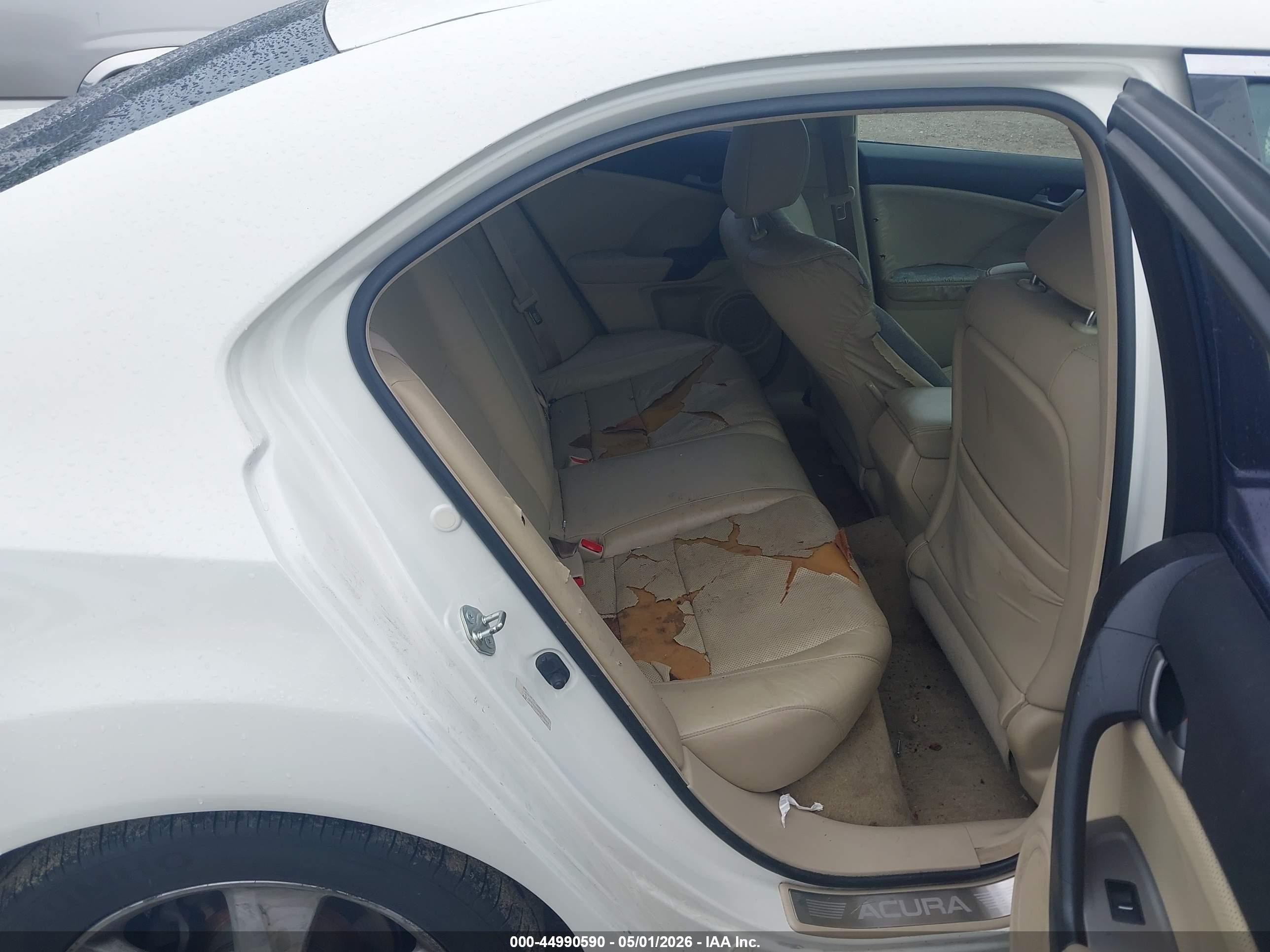 2009 Acura Tsx   White vin: JH4CU26669C034009