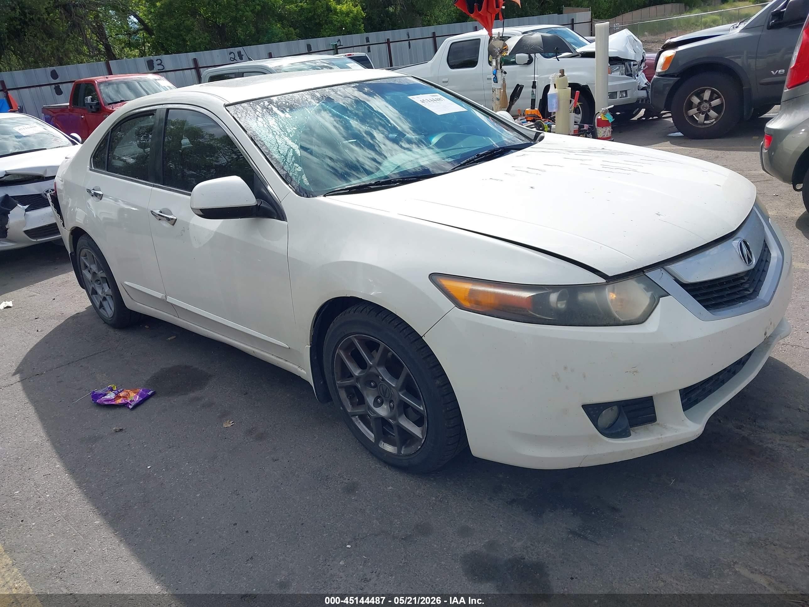 2009 Acura Tsx   White vin: JH4CU26679C001522