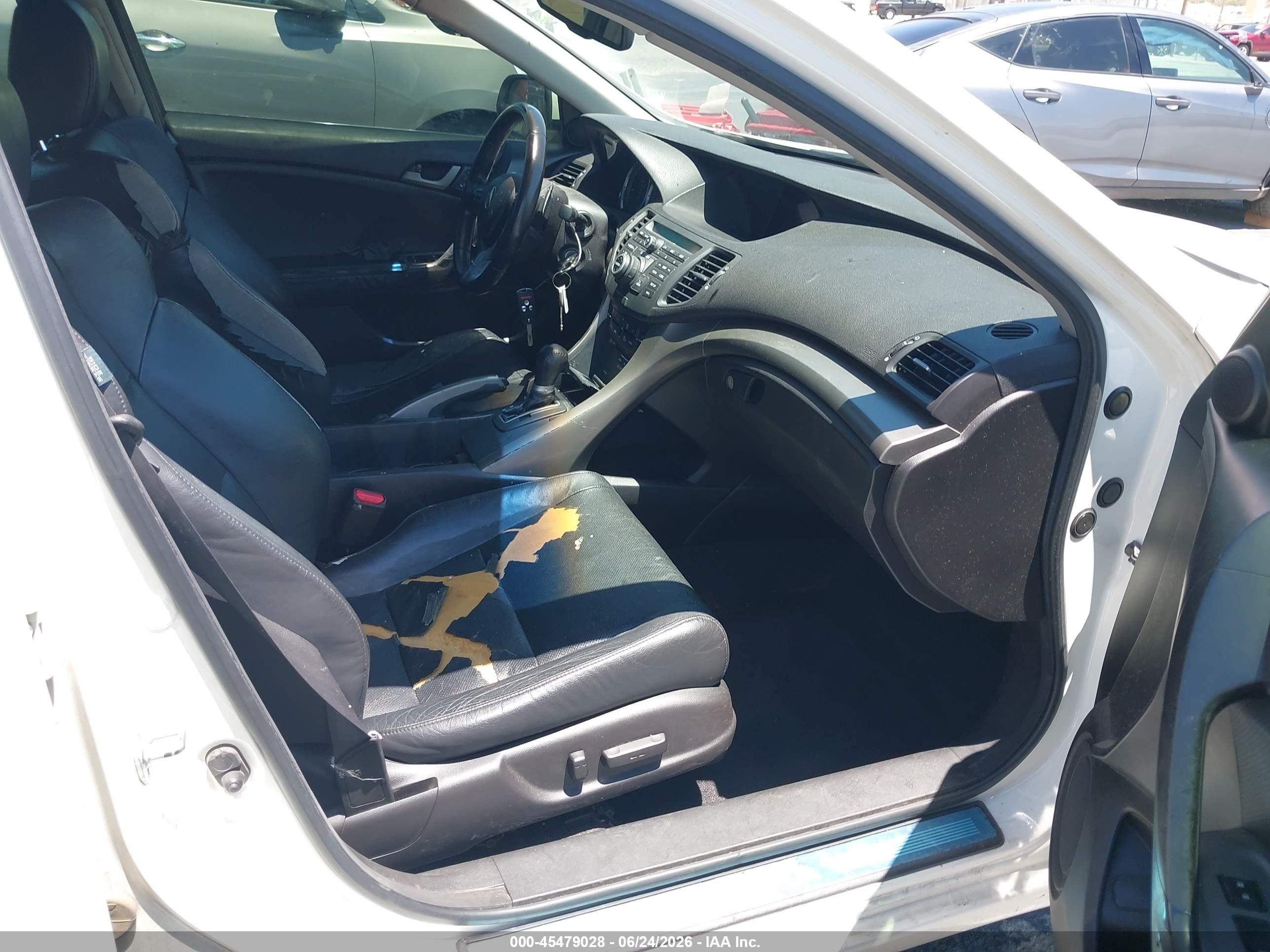 2009 Acura Tsx   Cream vin: JH4CU26679C032608