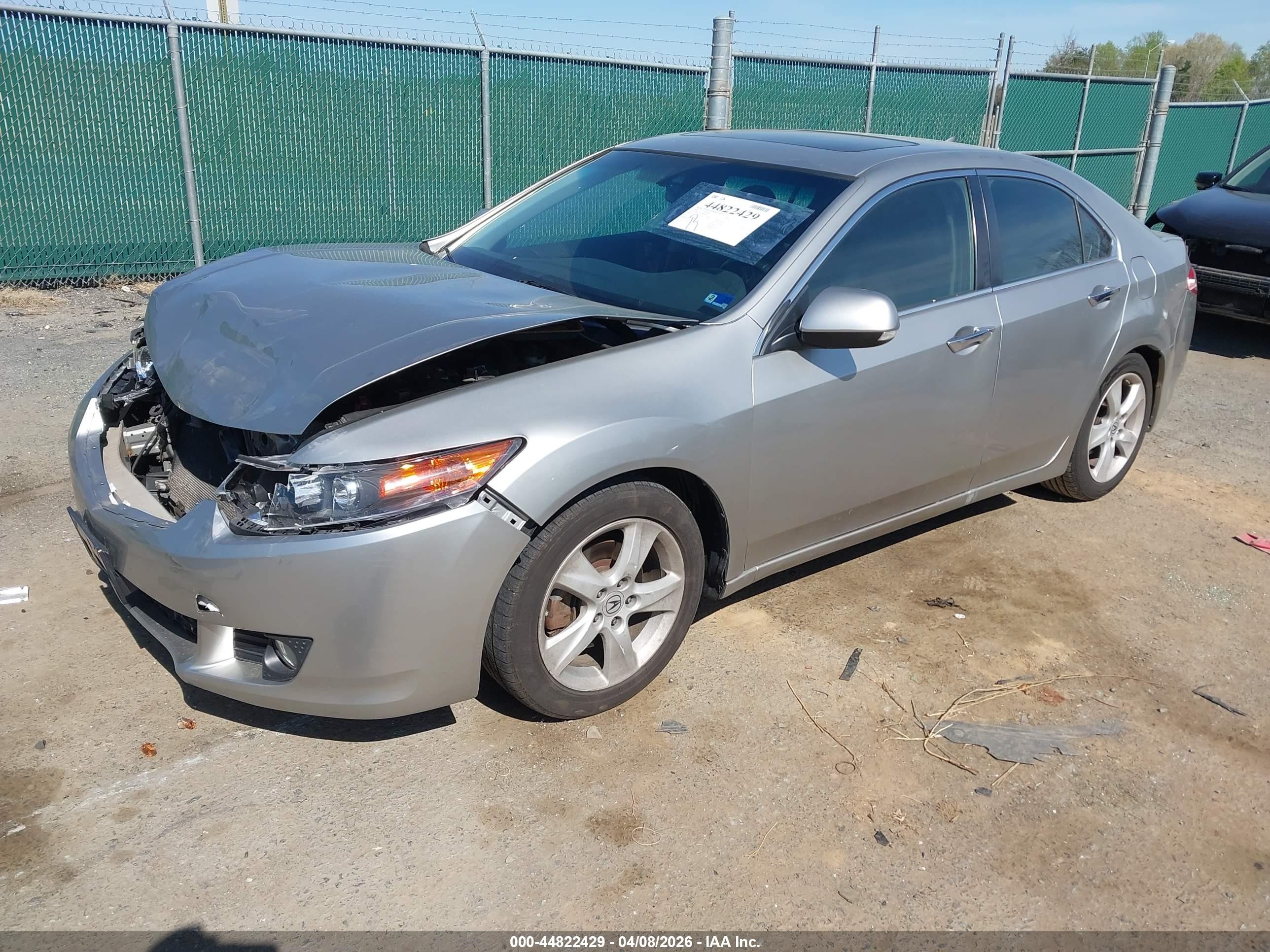 2009 Acura Tsx   Silver vin: JH4CU26689C036442