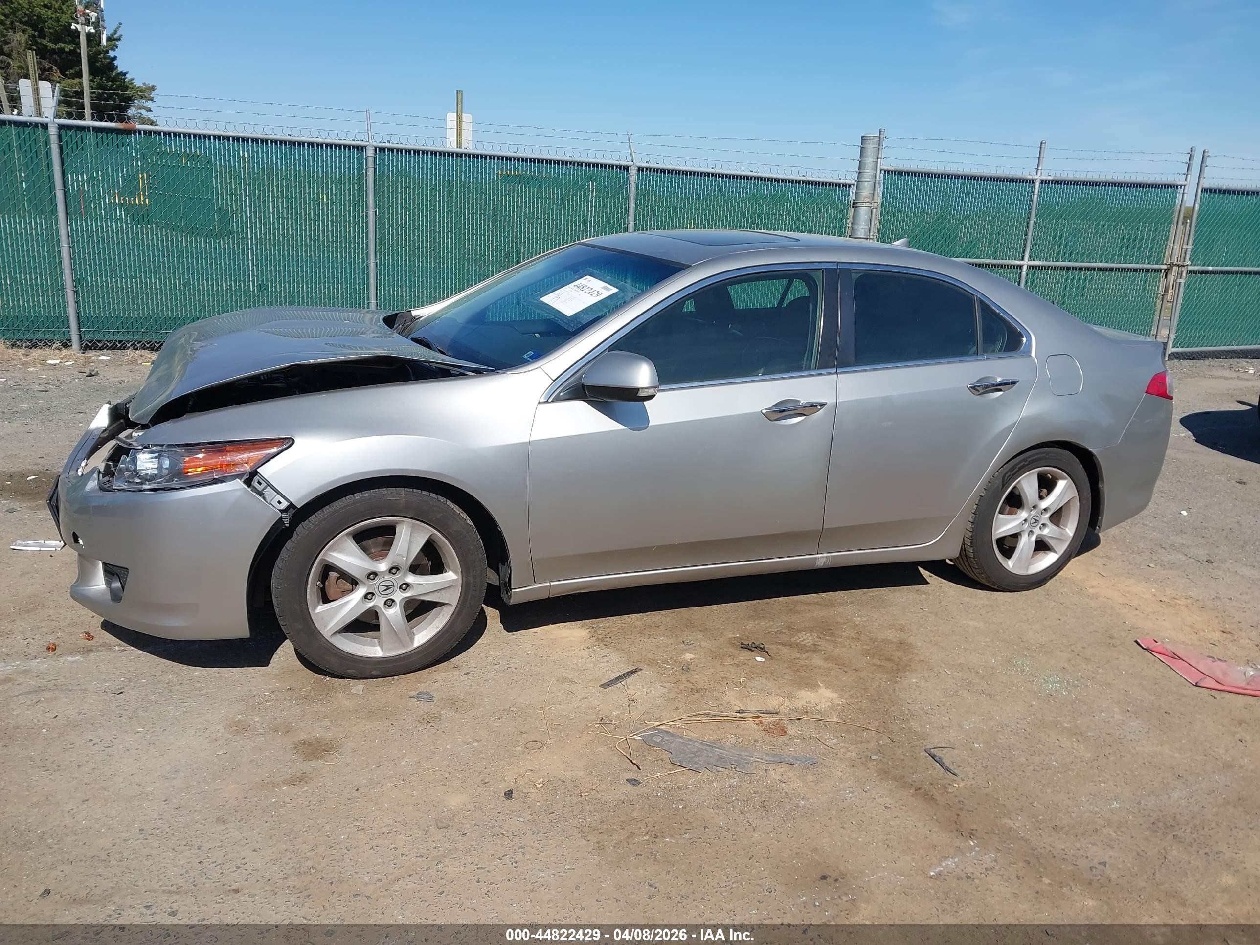 2009 Acura Tsx   Silver vin: JH4CU26689C036442