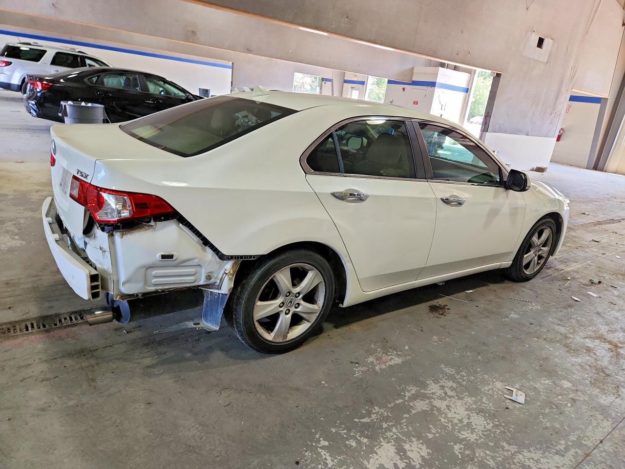 2009 Acura Tsx White vin: JH4CU266X9C034028