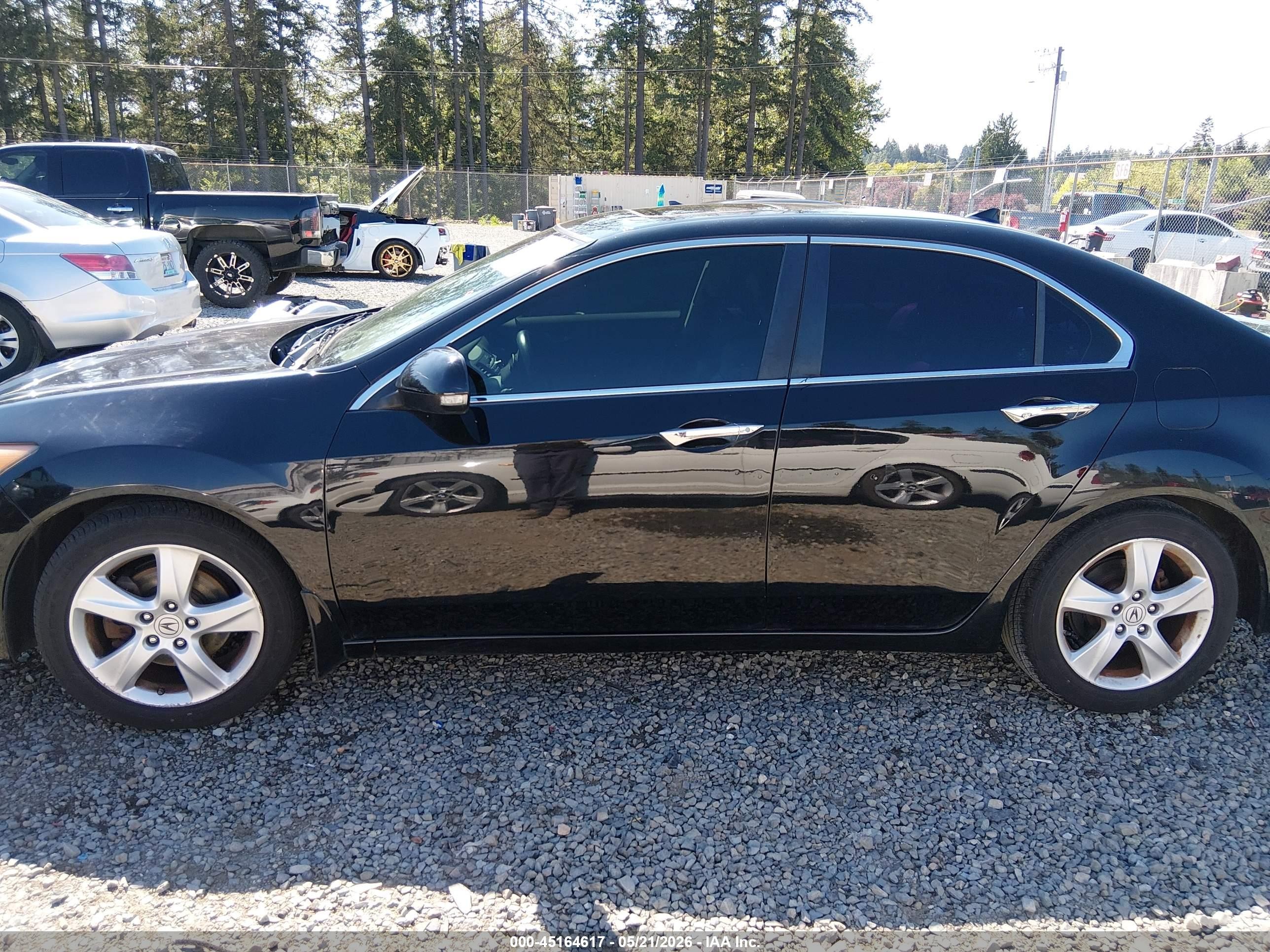2009 Acura Tsx   Black vin: JH4CU266X9C801473