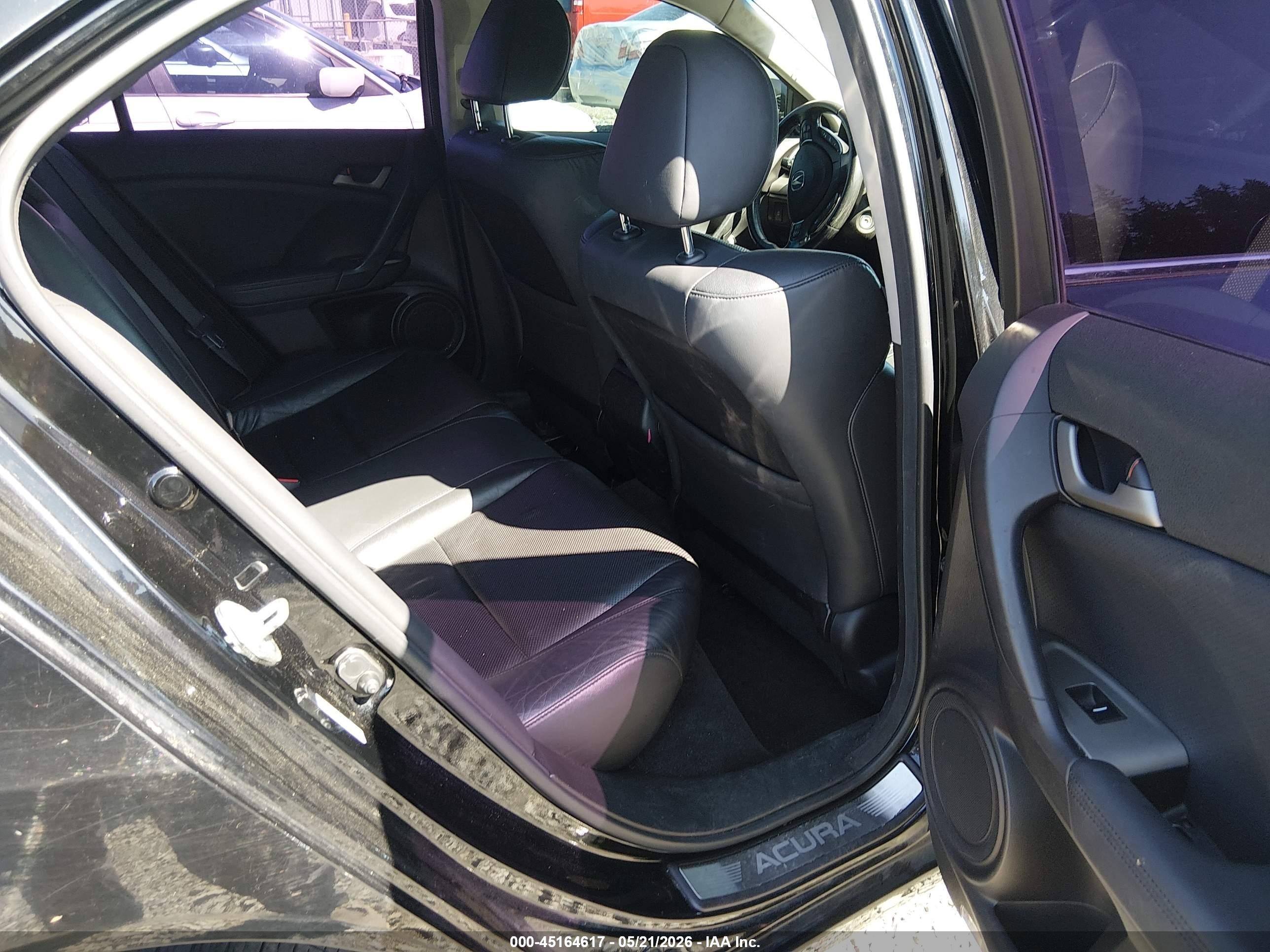 2009 Acura Tsx   Black vin: JH4CU266X9C801473