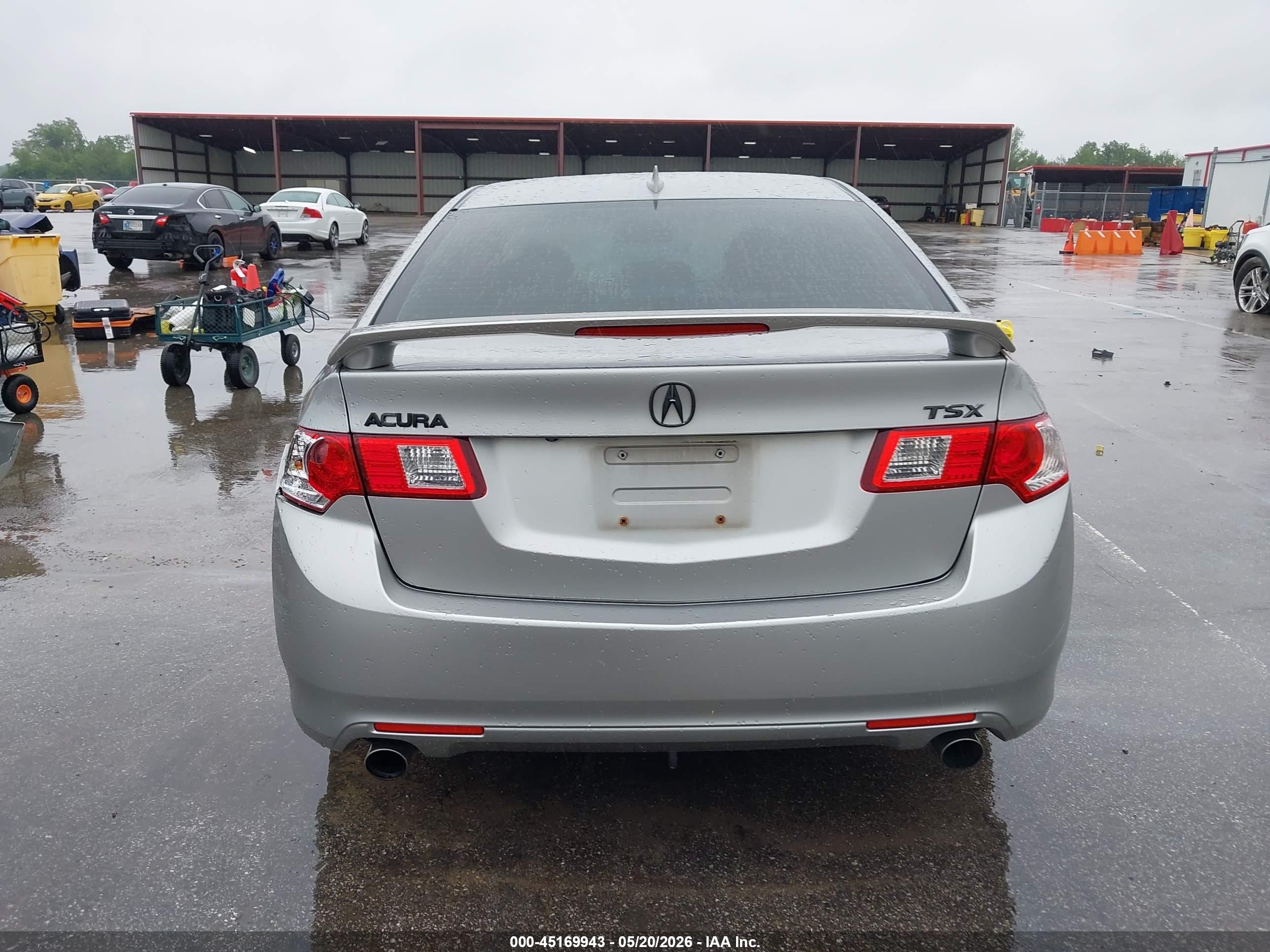 2010 Acura Tsx 2.4 Серебряный vin: JH4CU2E61AC018631