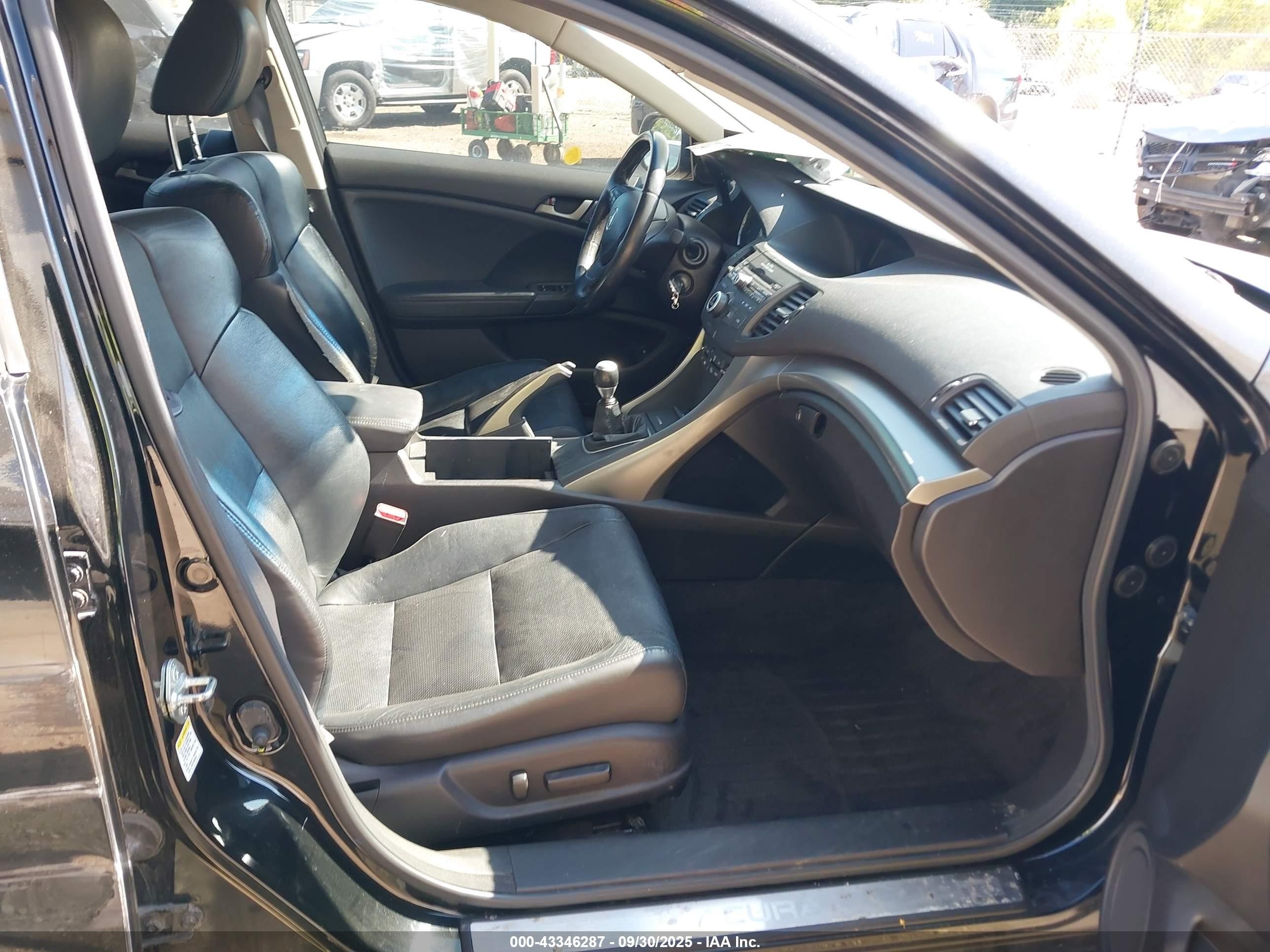 2010 Acura Tsx 2.4 Black vin: JH4CU2E61AC018970