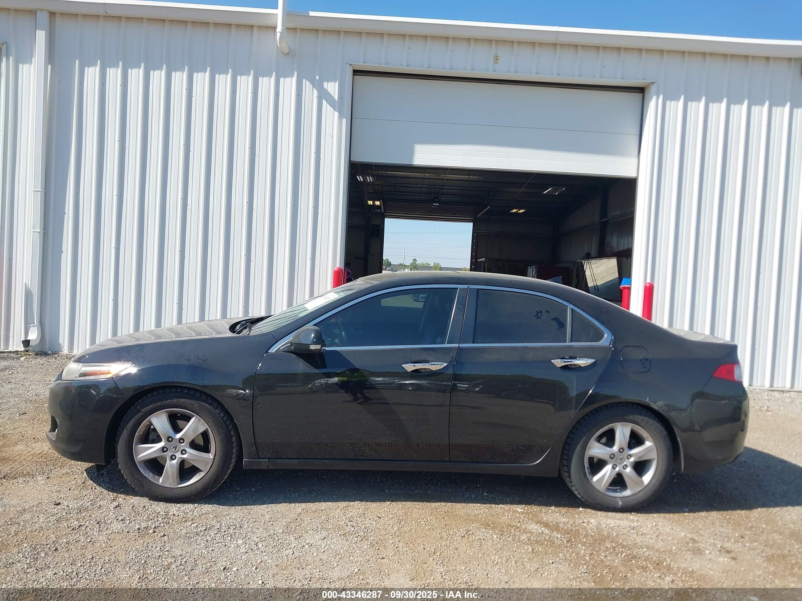 2010 Acura Tsx 2.4 Black vin: JH4CU2E61AC018970