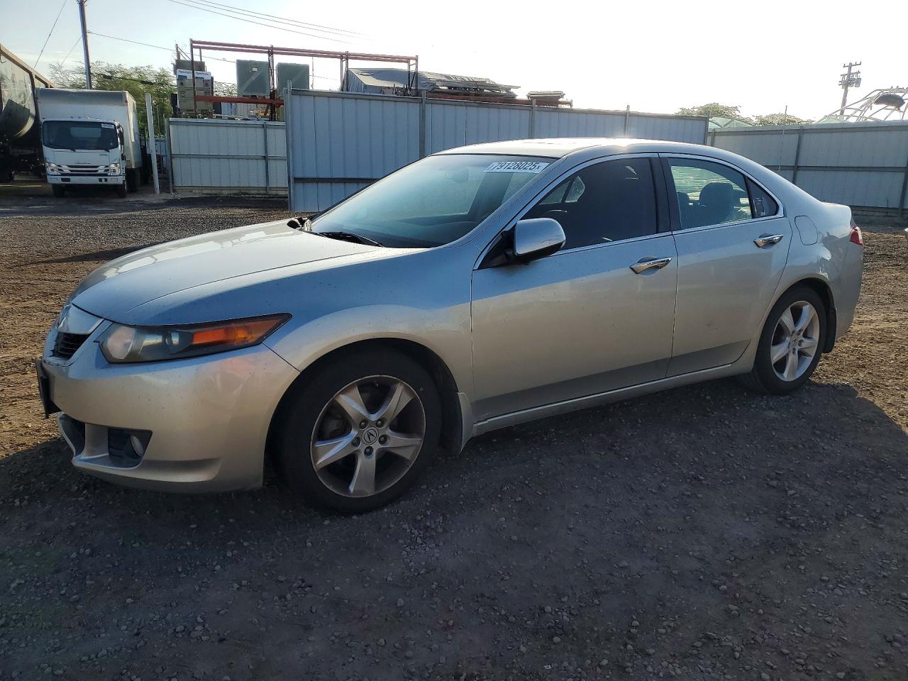 2010 Acura Tsx Silver vin: JH4CU2E65AC027560
