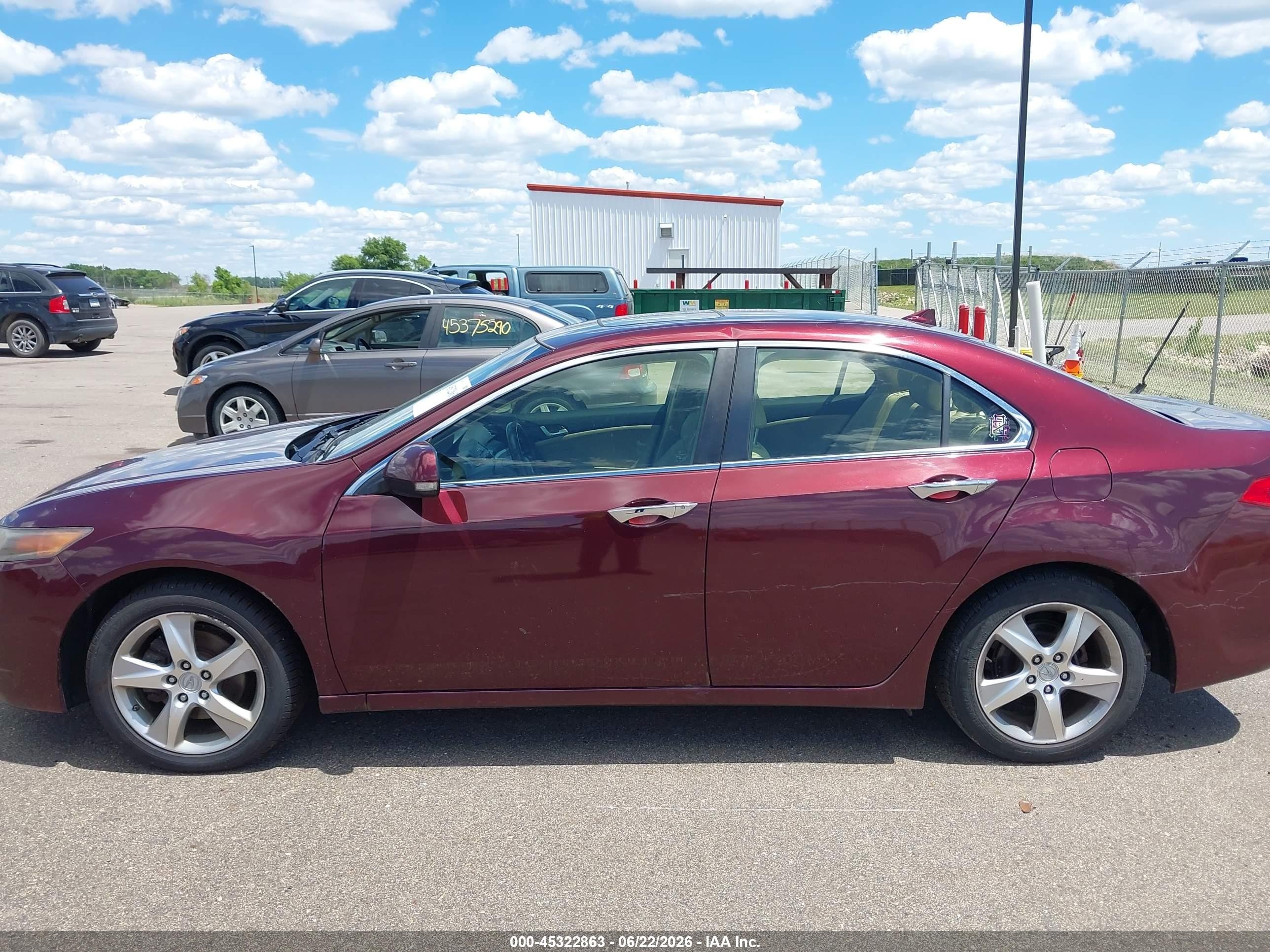 2012 Acura Tsx 2.4 Red vin: JH4CU2F40CC020113