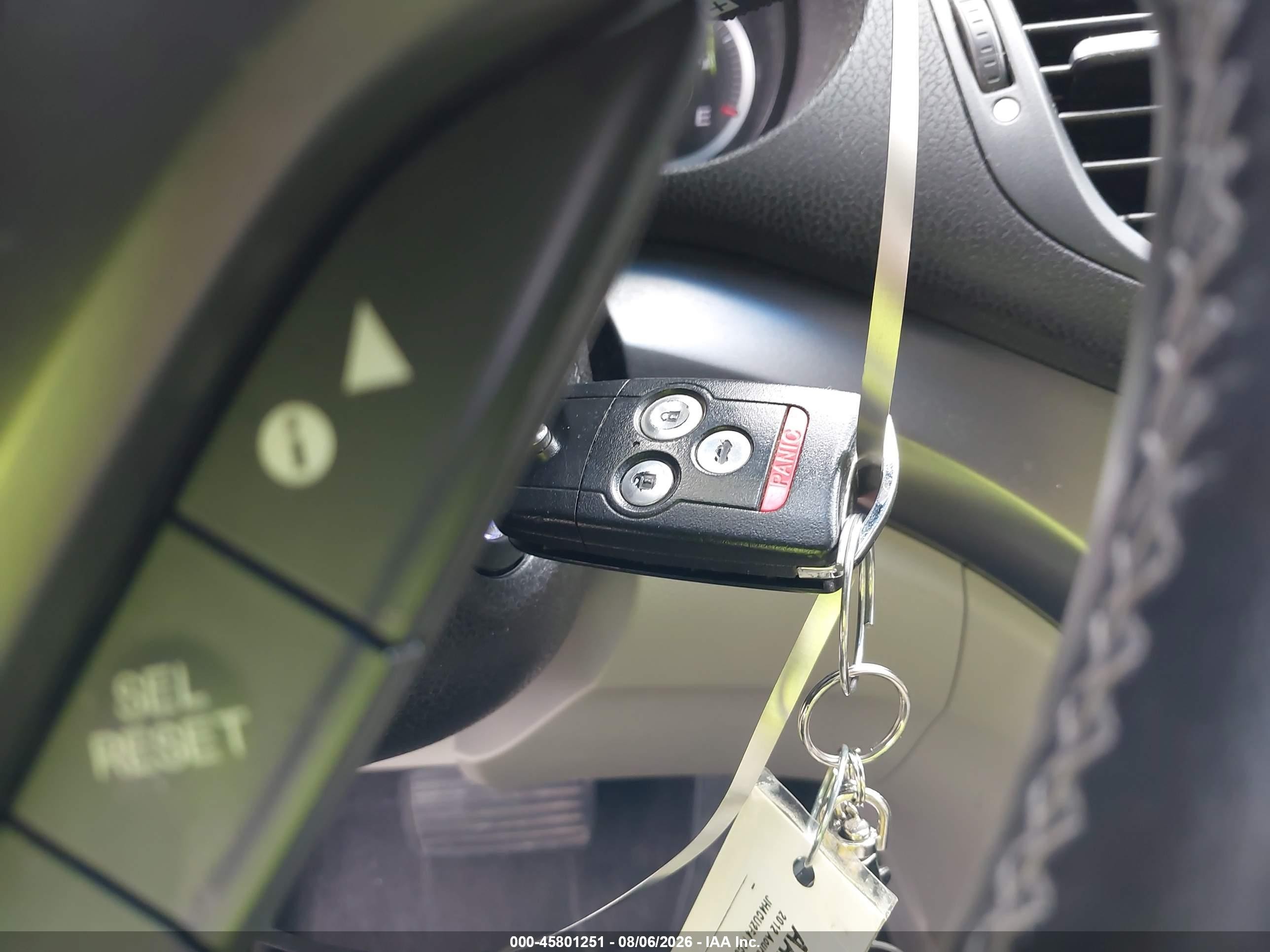 2012 Acura Tsx 2.4 Серебряный vin: JH4CU2F41CC009931