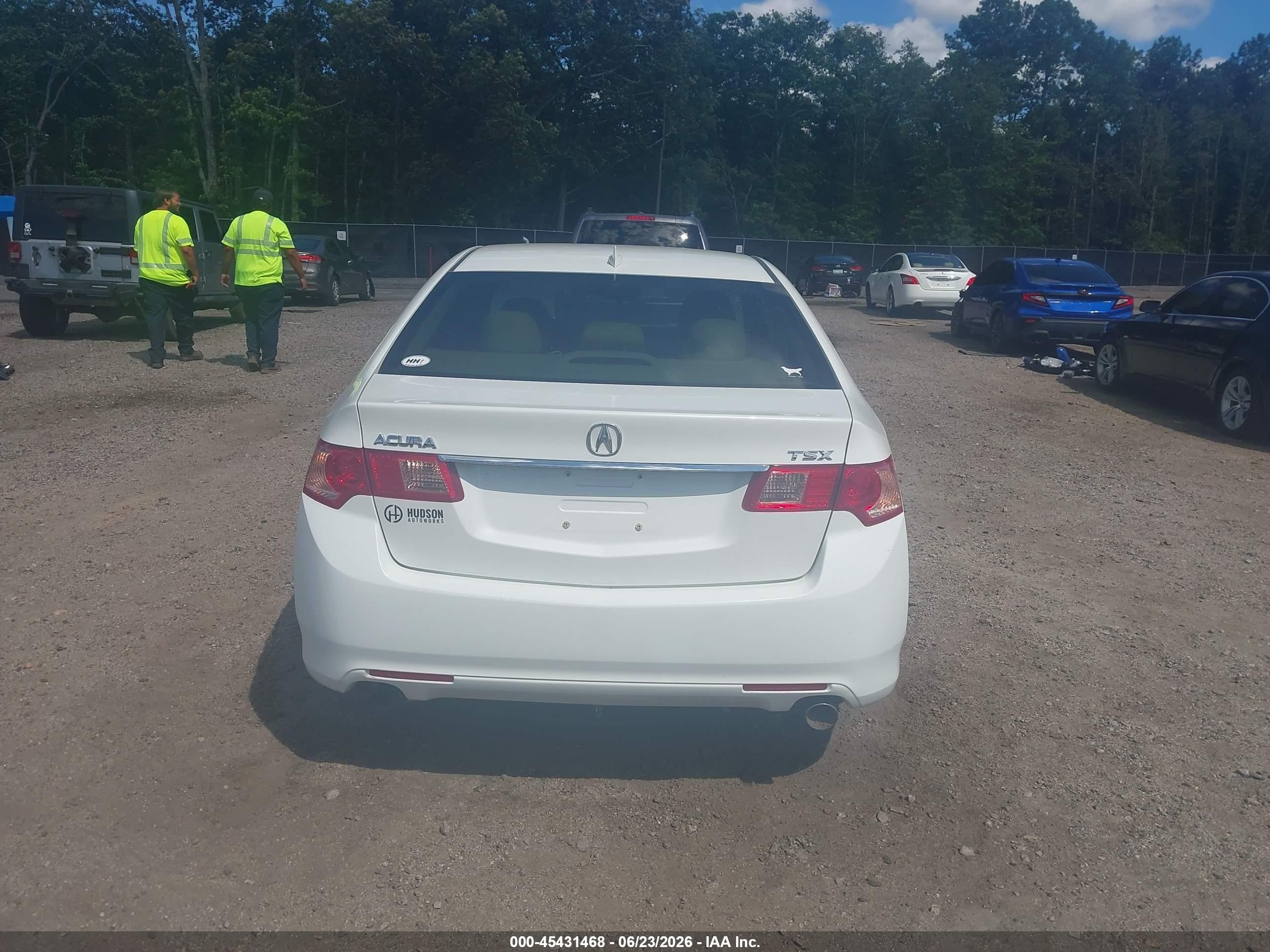 2012 Acura Tsx 2.4 Белый vin: JH4CU2F41CC022744