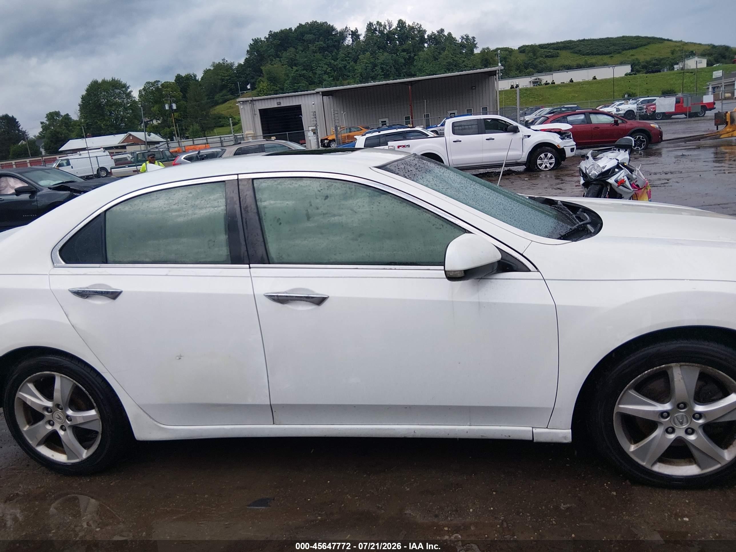 2012 Acura Tsx 2.4 White vin: JH4CU2F41CC023134