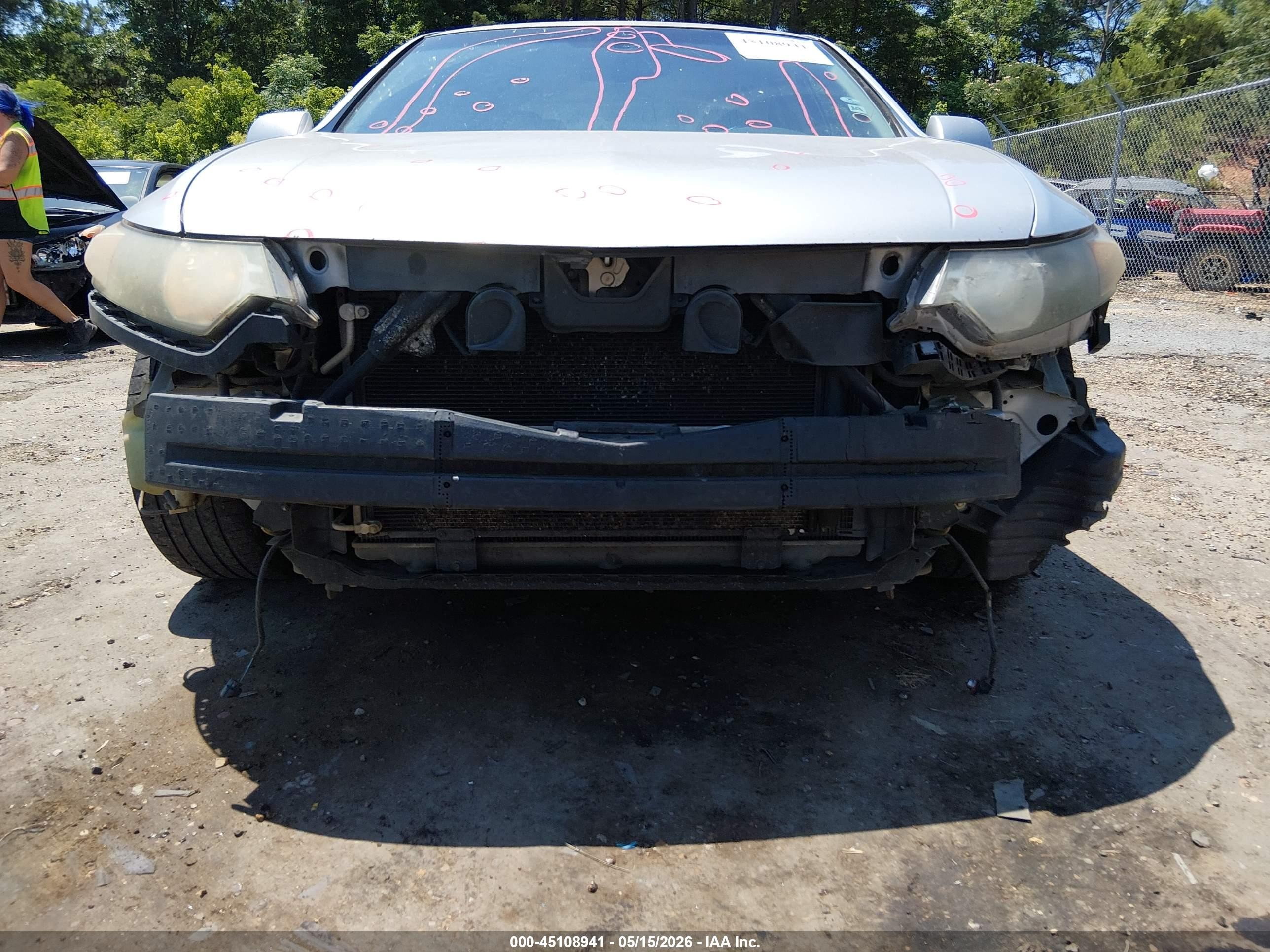 2012 Acura Tsx 2.4 Белый vin: JH4CU2F42CC004611