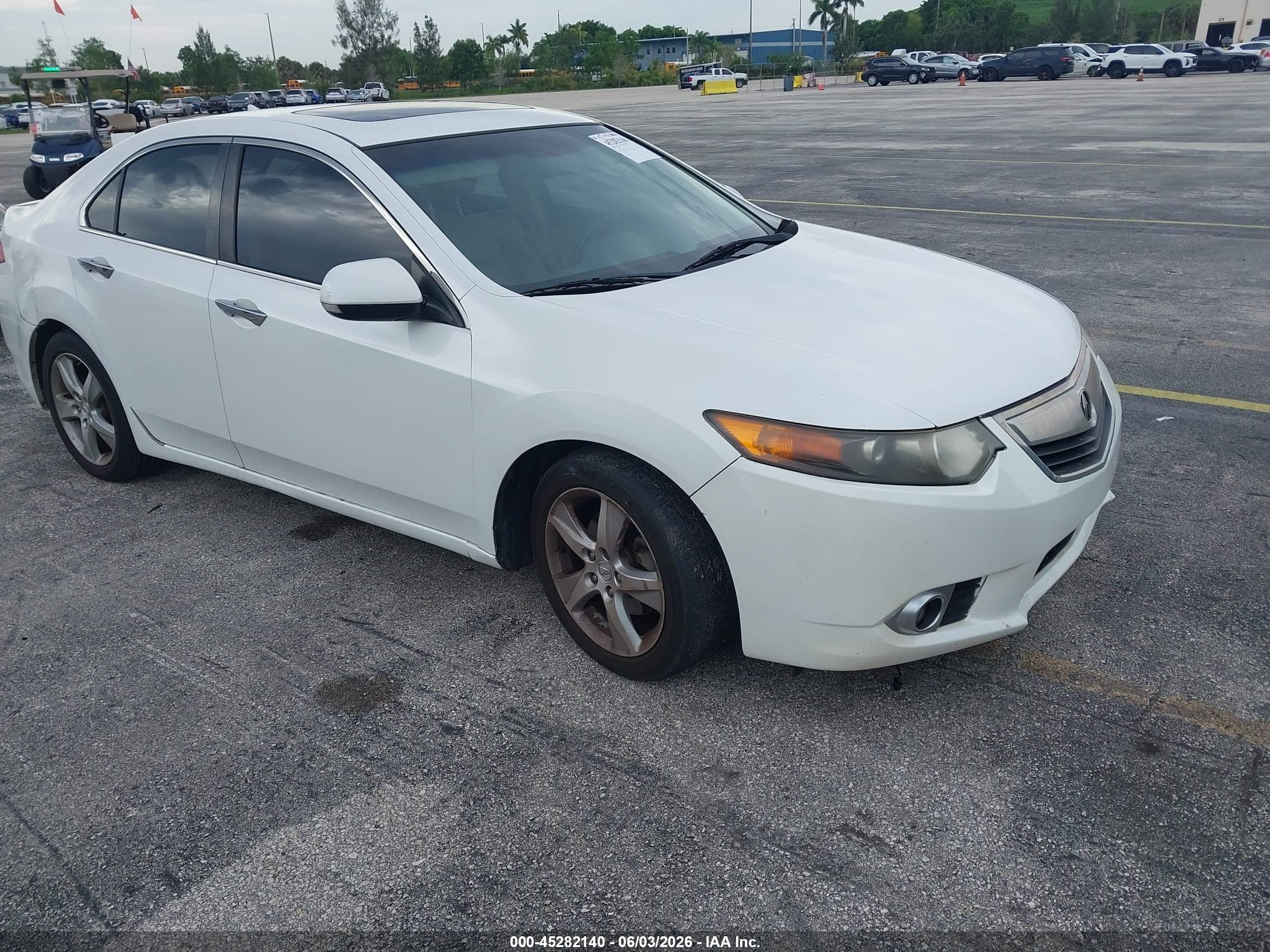 2013 Acura Tsx 2.4 White vin: JH4CU2F42DC001029