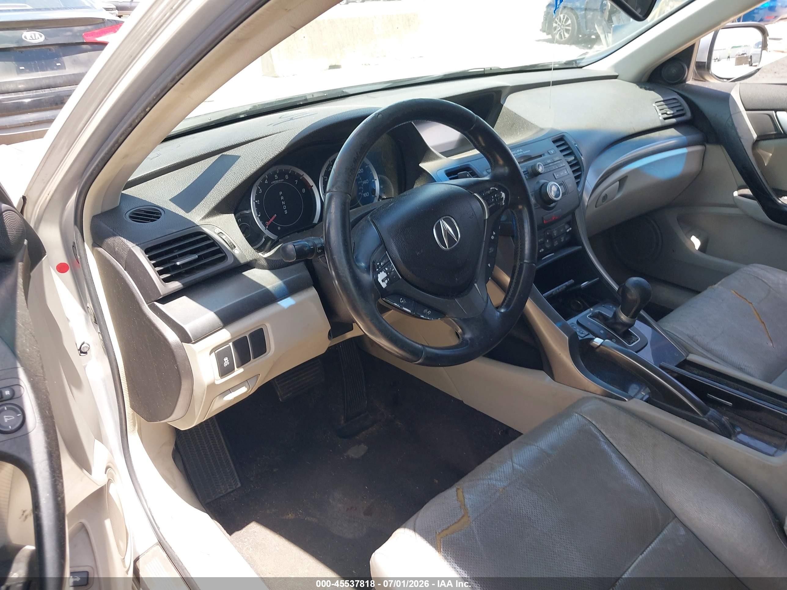 2013 Acura Tsx 2.4 Silver vin: JH4CU2F42DC011320