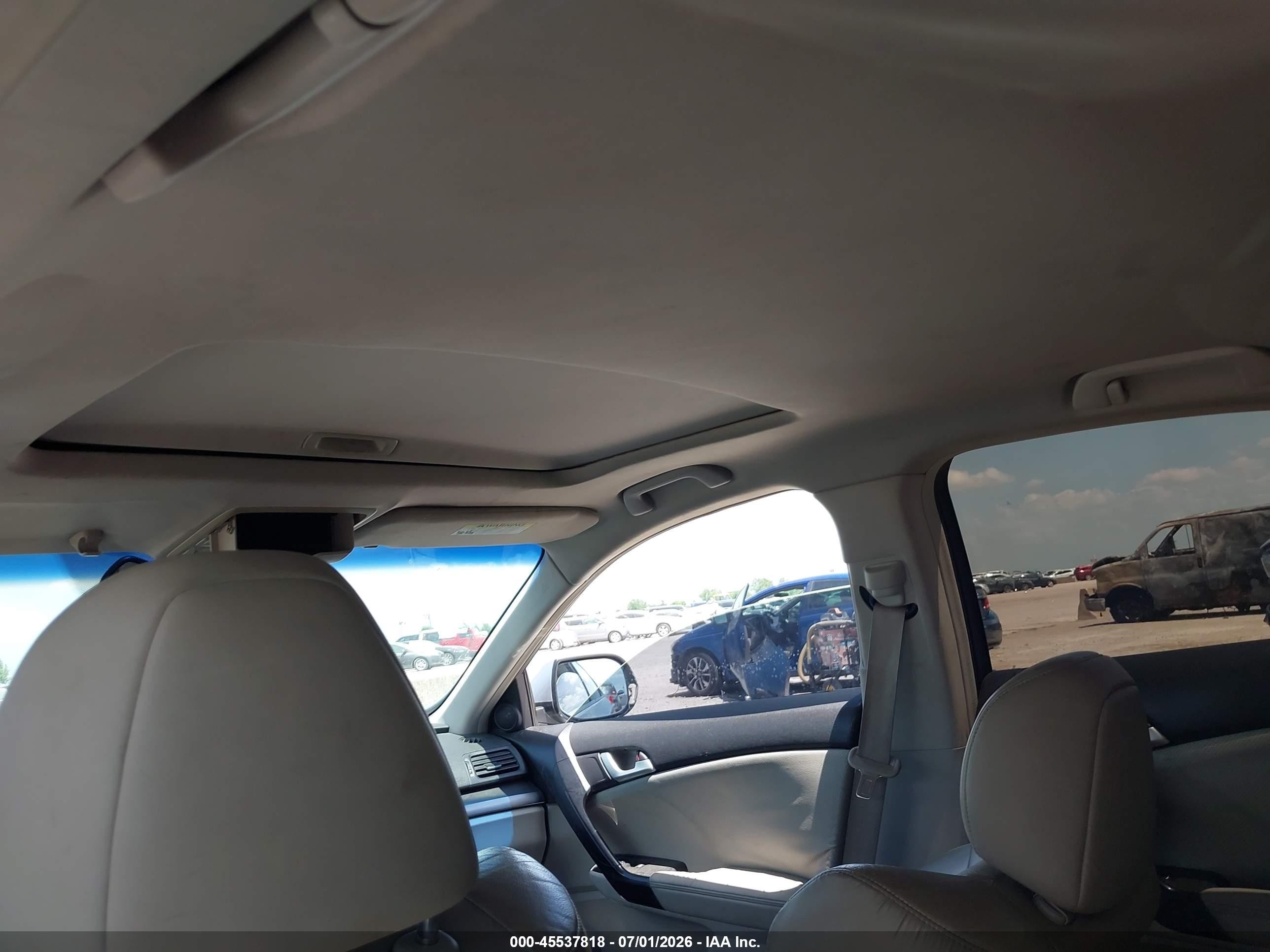 2013 Acura Tsx 2.4 Silver vin: JH4CU2F42DC011320