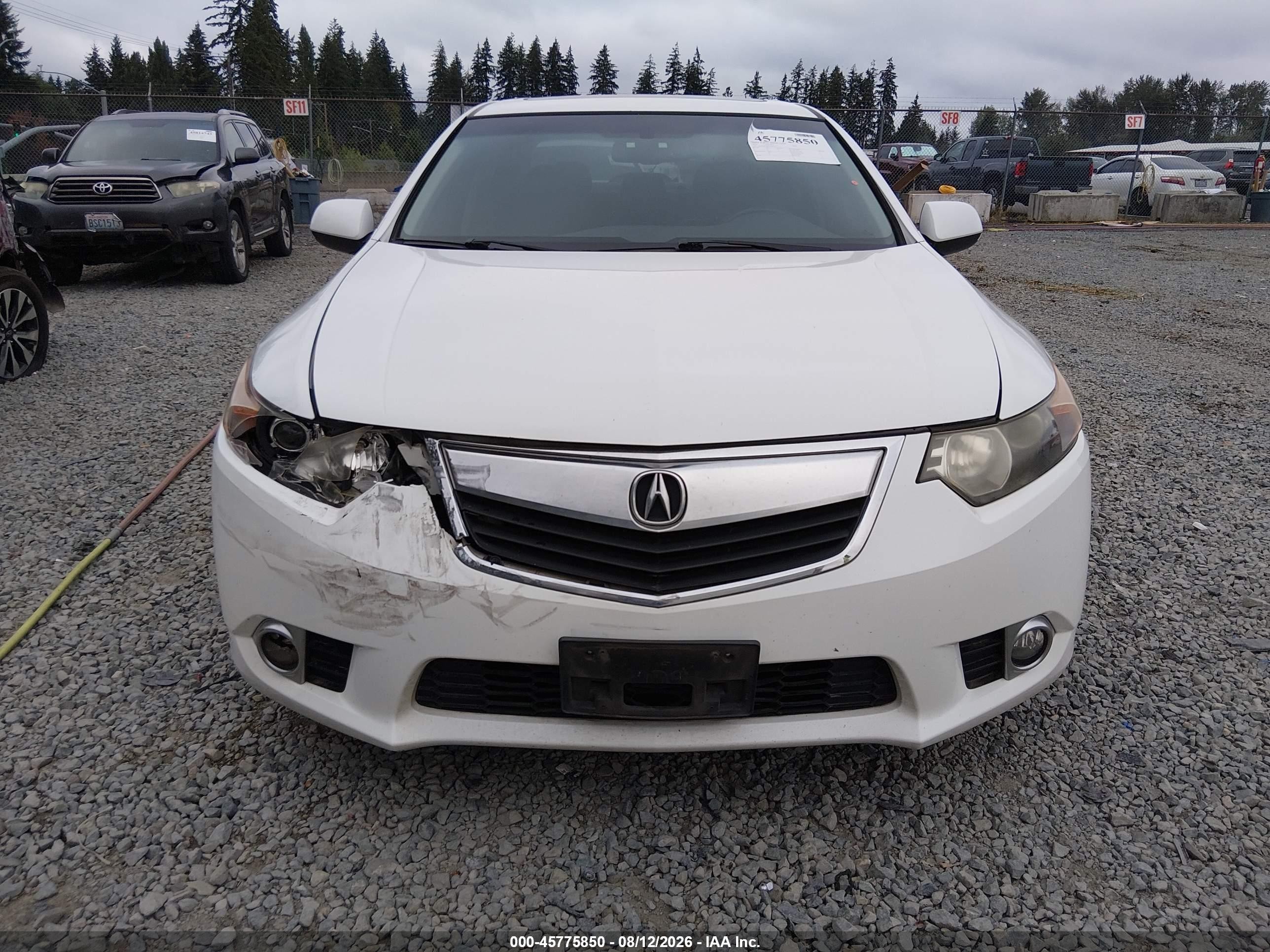2013 Acura Tsx 2.4 White vin: JH4CU2F44DC009732