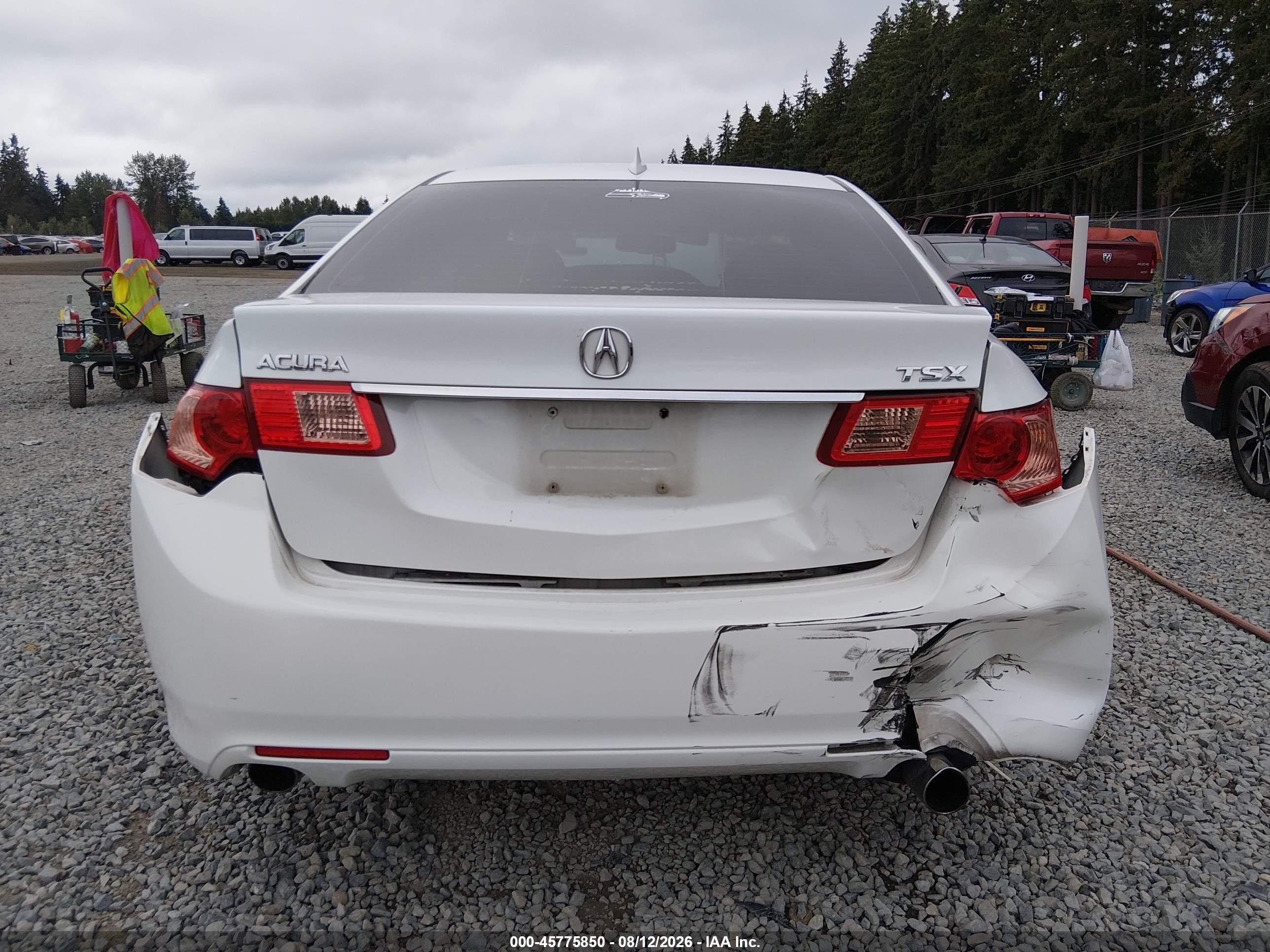 2013 Acura Tsx 2.4 White vin: JH4CU2F44DC009732