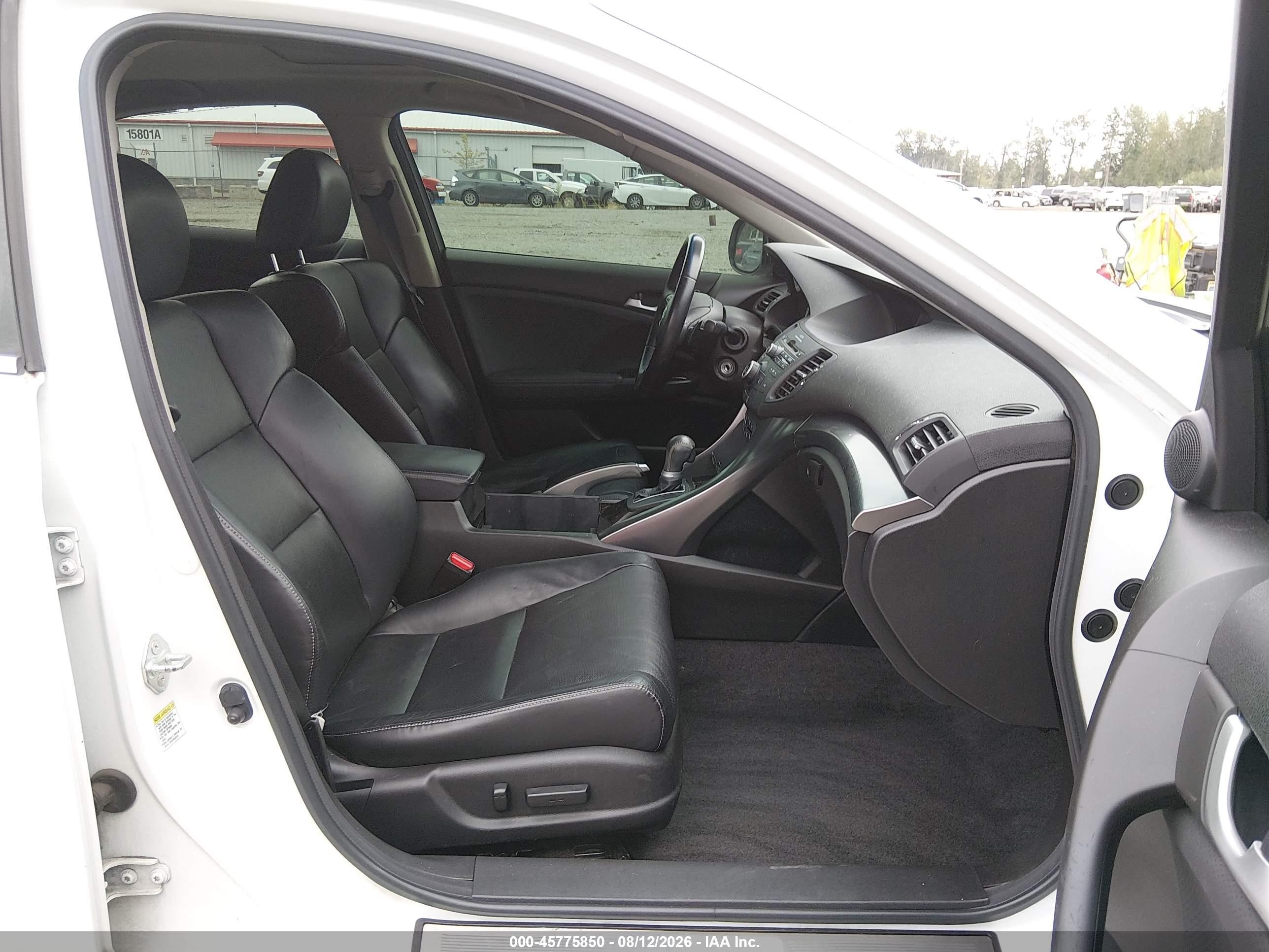 2013 Acura Tsx 2.4 White vin: JH4CU2F44DC009732