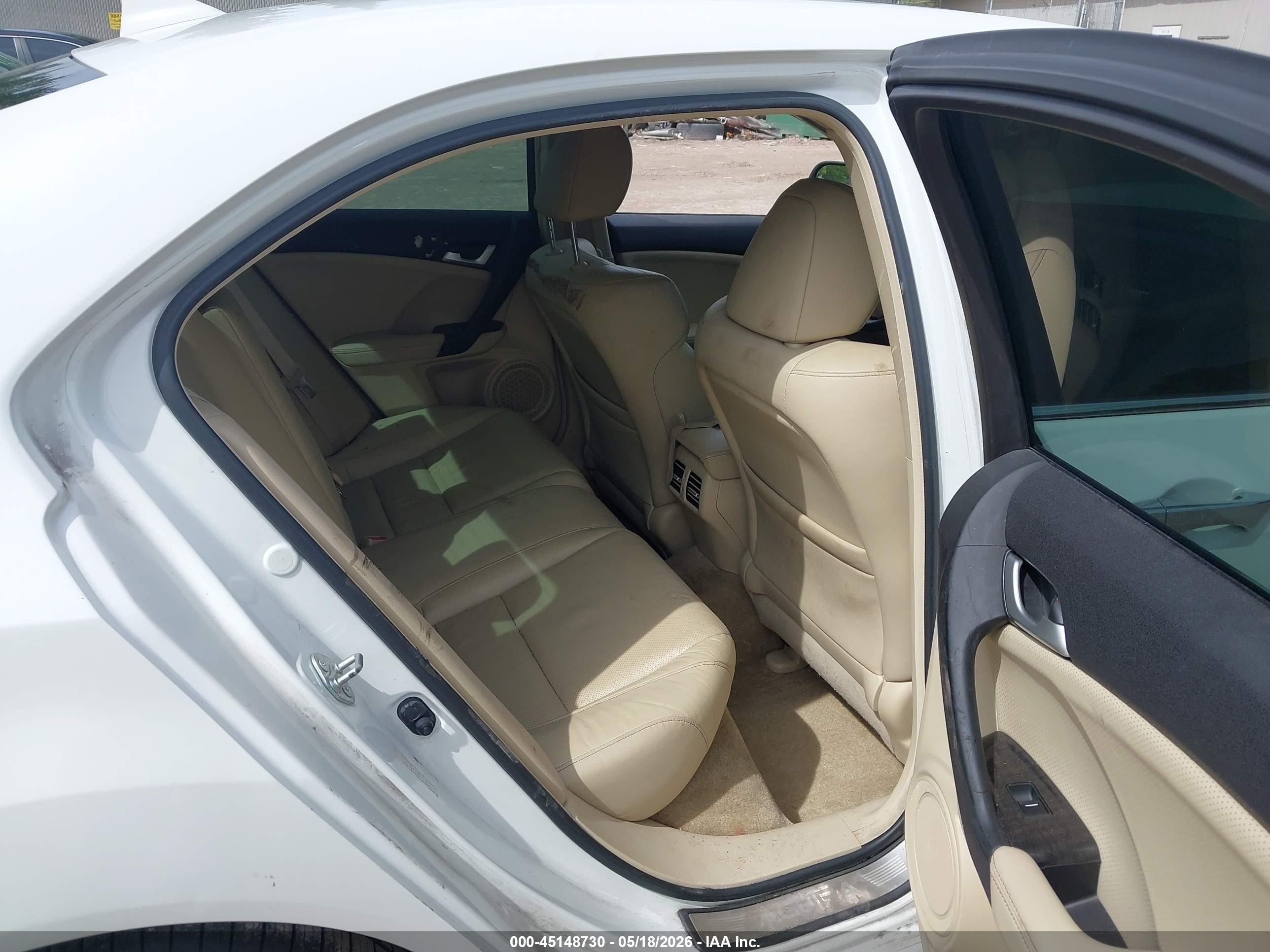 2014 Acura Tsx 2.4 White vin: JH4CU2F44EC001552