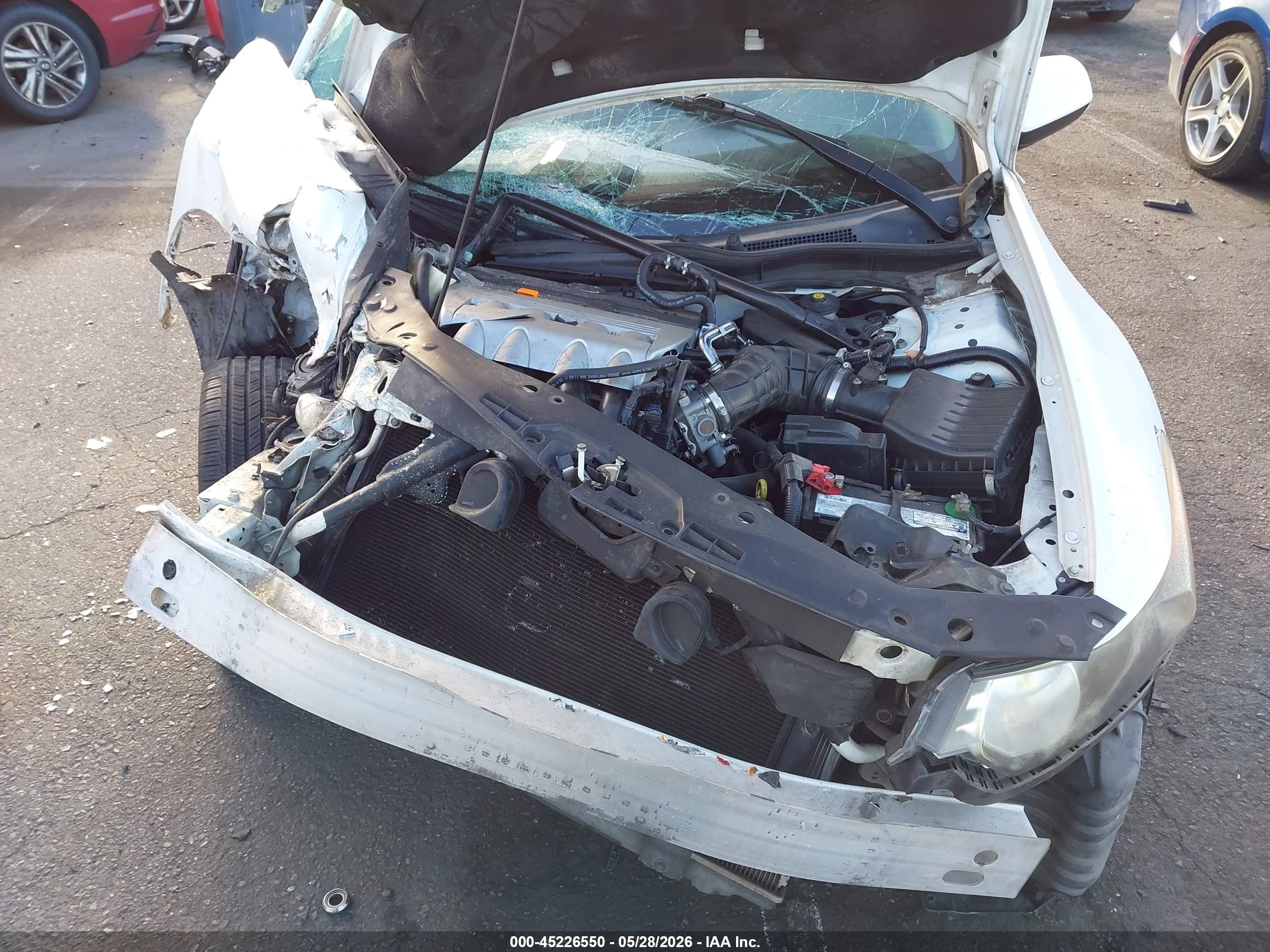 2012 Acura Tsx 2.4 Белый vin: JH4CU2F45CC010709