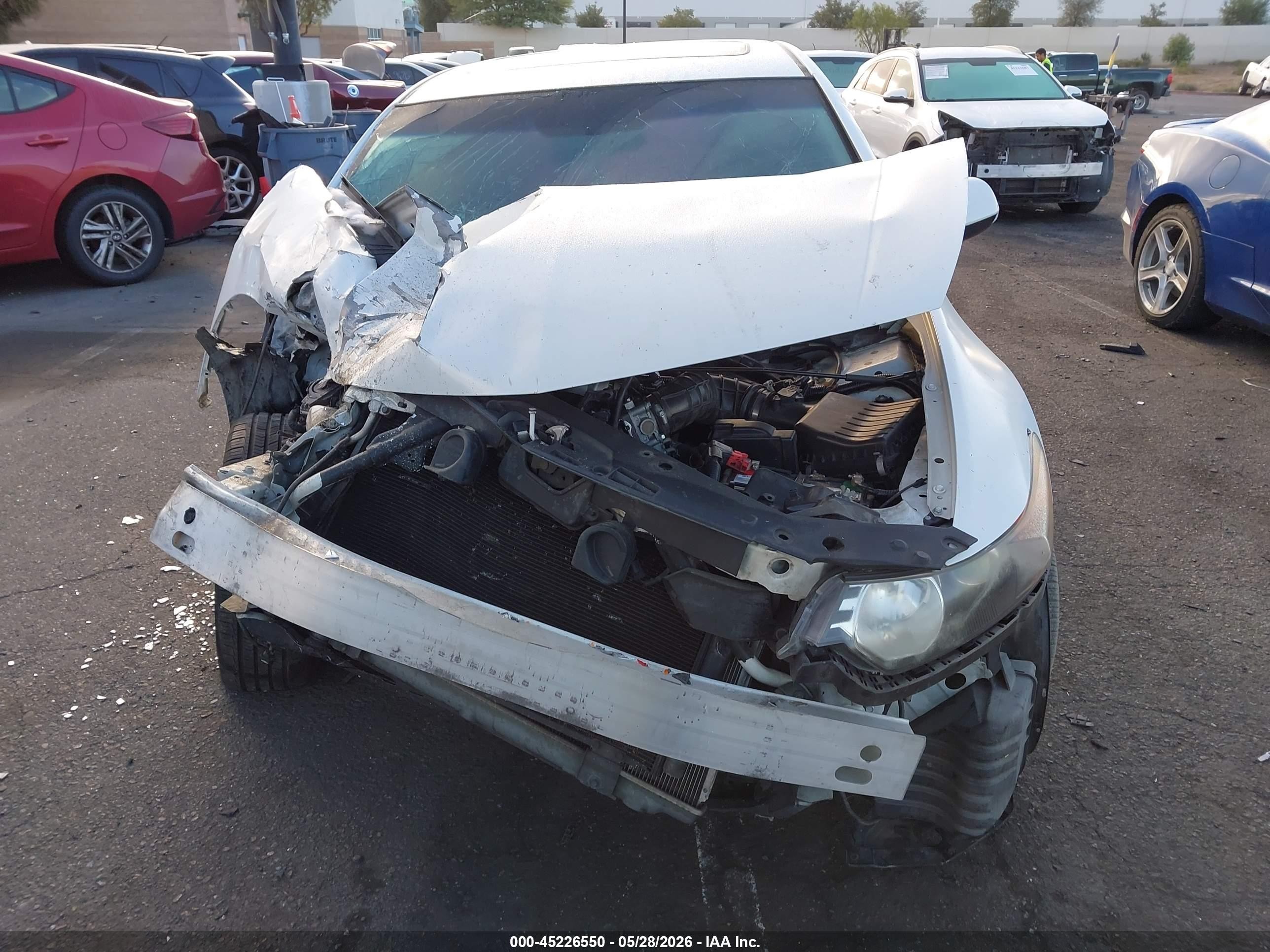 2012 Acura Tsx 2.4 Белый vin: JH4CU2F45CC010709