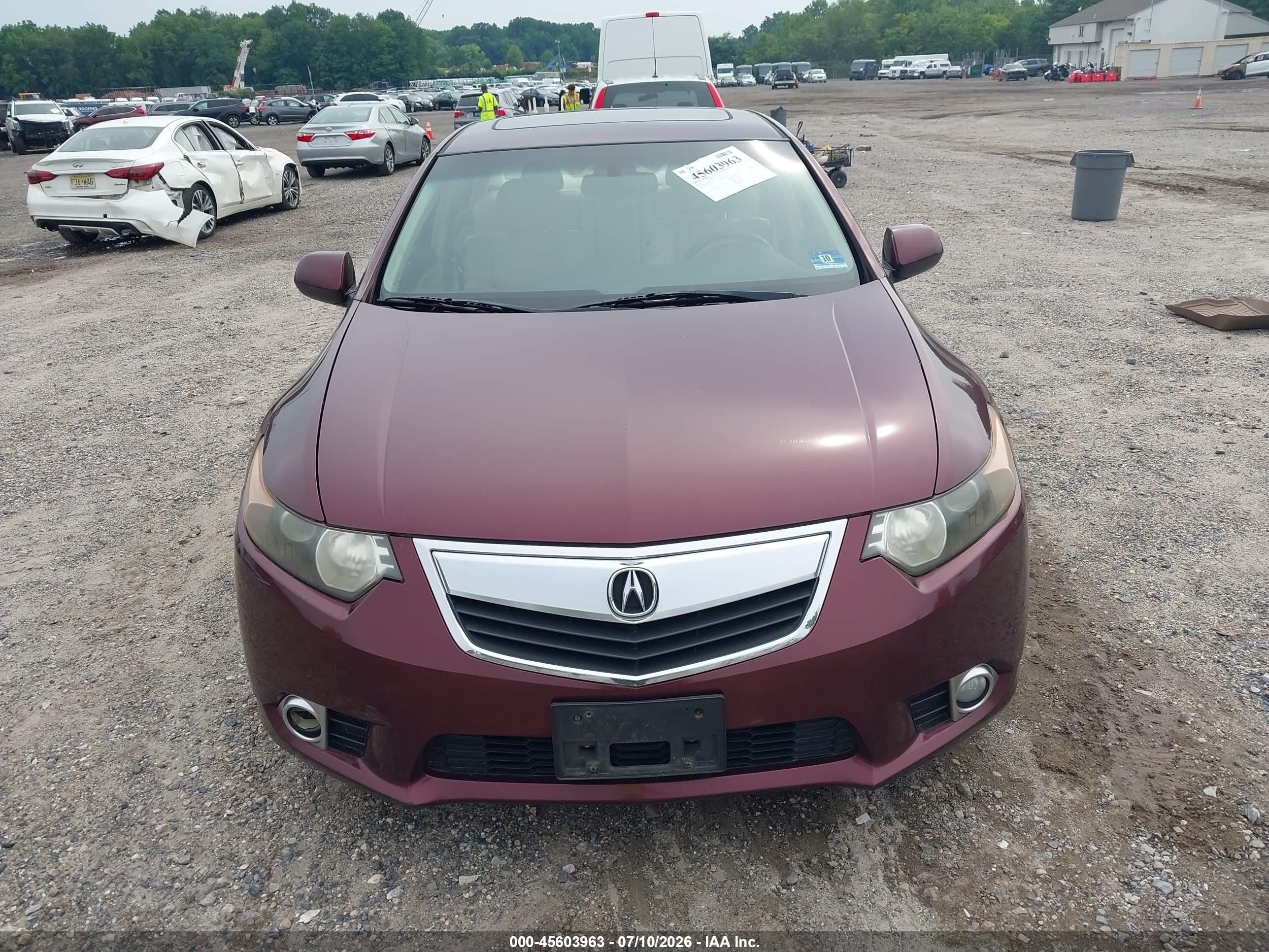 2012 Acura Tsx 2.4 Burgundy vin: JH4CU2F45CC014727