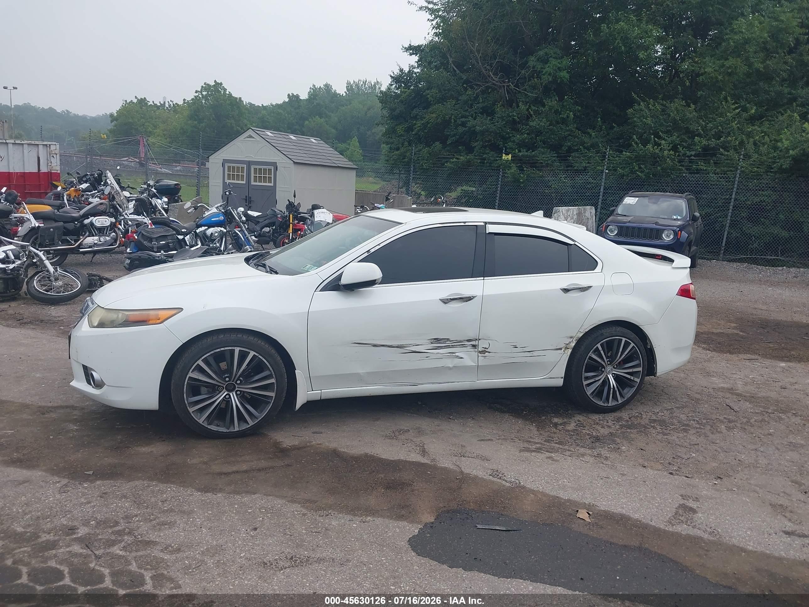 2012 Acura Tsx 2.4 White vin: JH4CU2F45CC022777