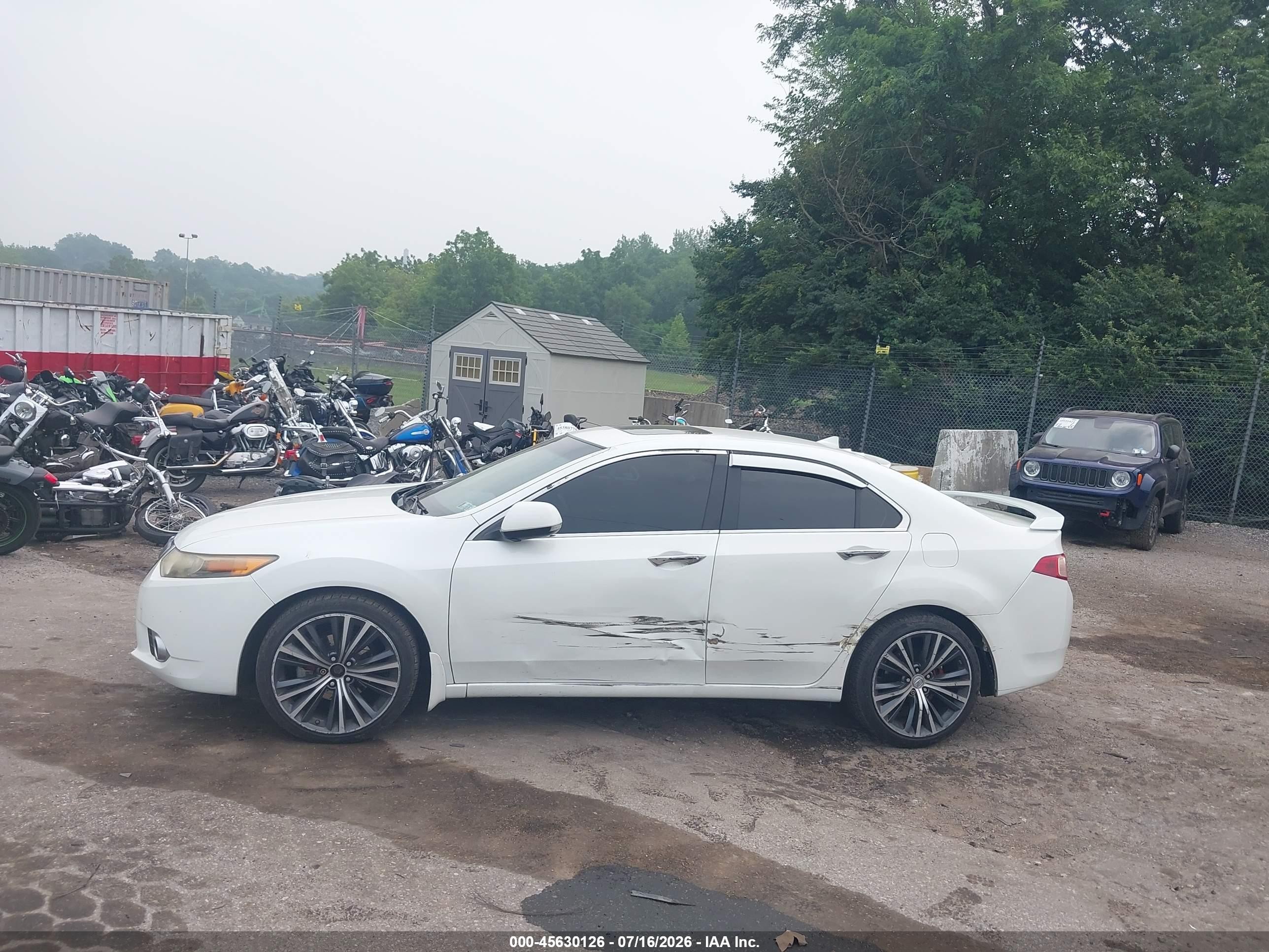 2012 Acura Tsx 2.4 White vin: JH4CU2F45CC022777