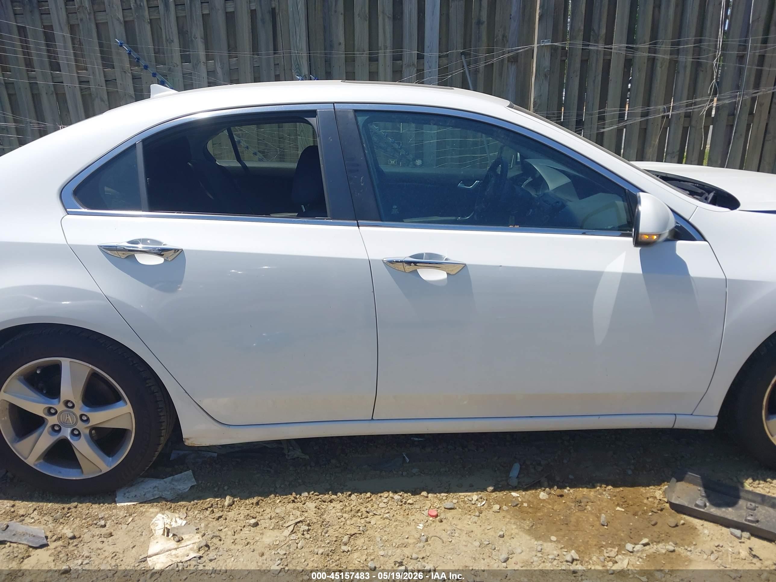2013 Acura Tsx 2.4 White vin: JH4CU2F47DC011474