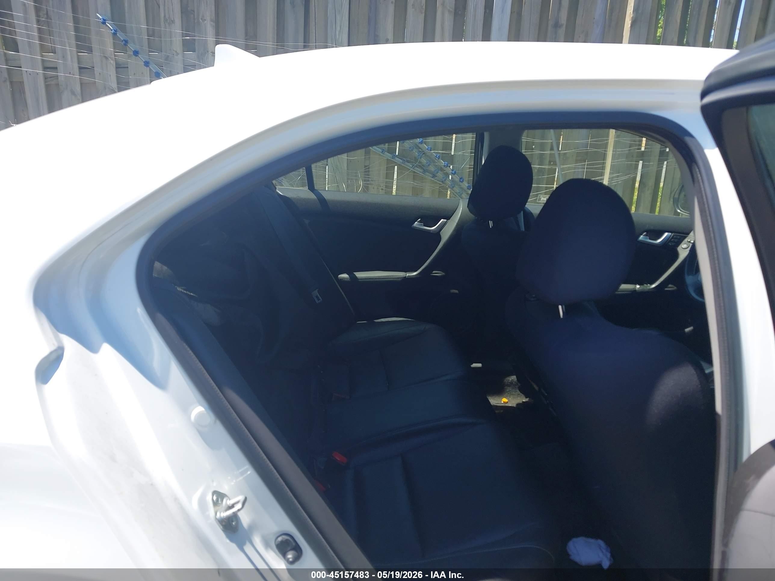 2013 Acura Tsx 2.4 White vin: JH4CU2F47DC011474