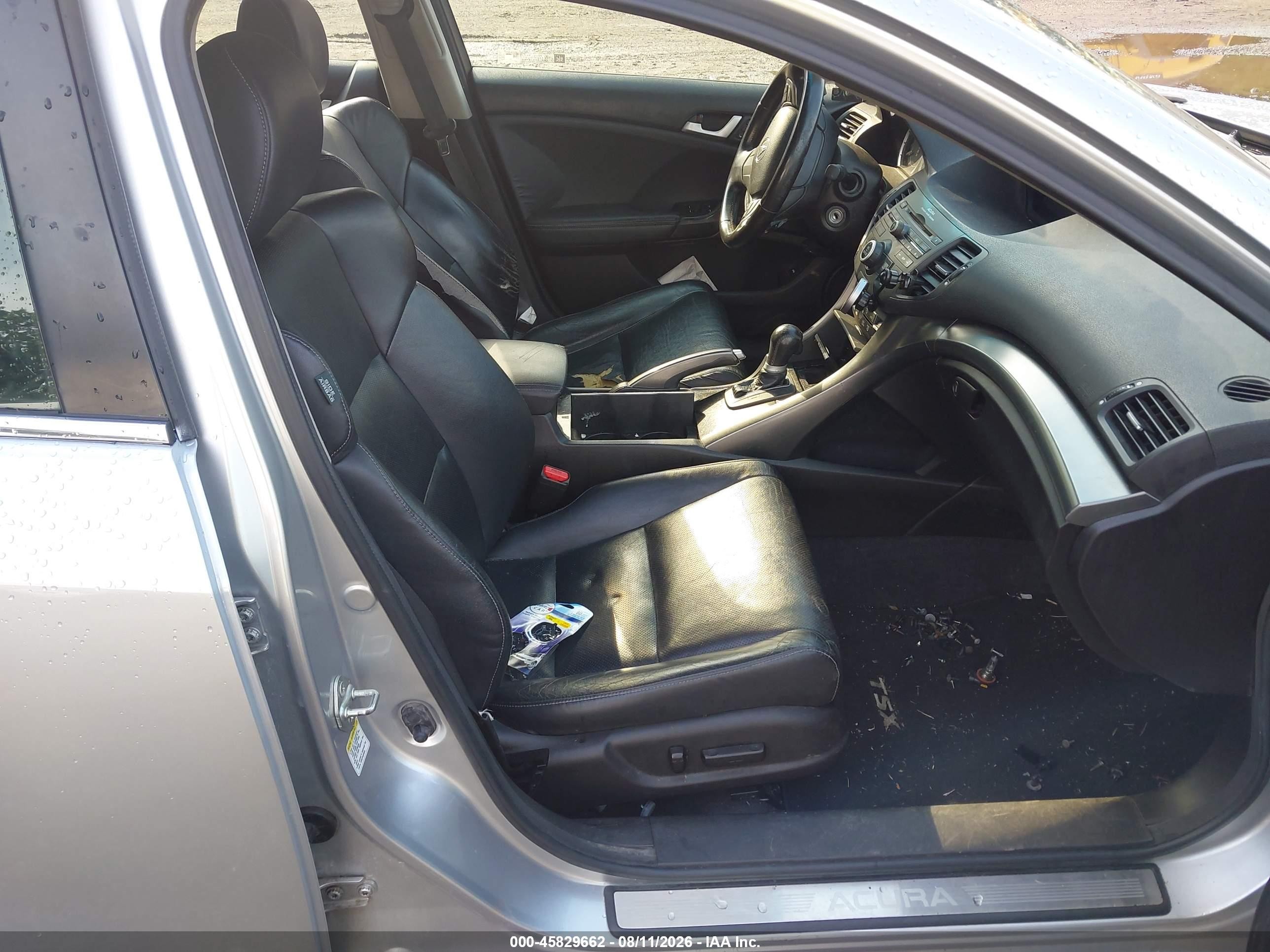 2013 Acura Tsx 2.4 Серебряный vin: JH4CU2F49DC005112