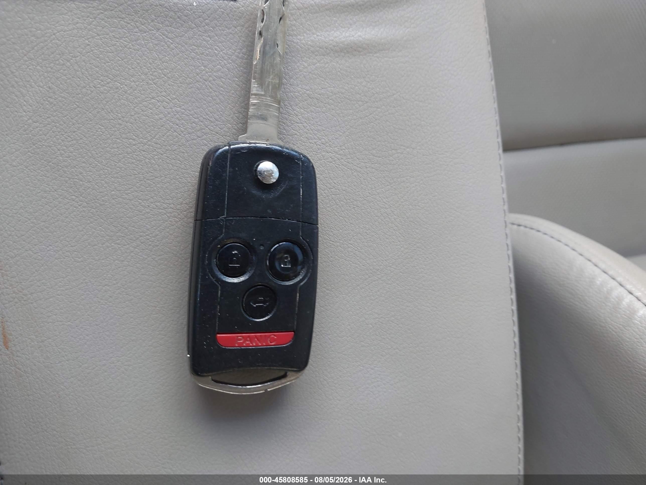 2013 Acura Tsx 2.4 Silver vin: JH4CU2F49DC008155