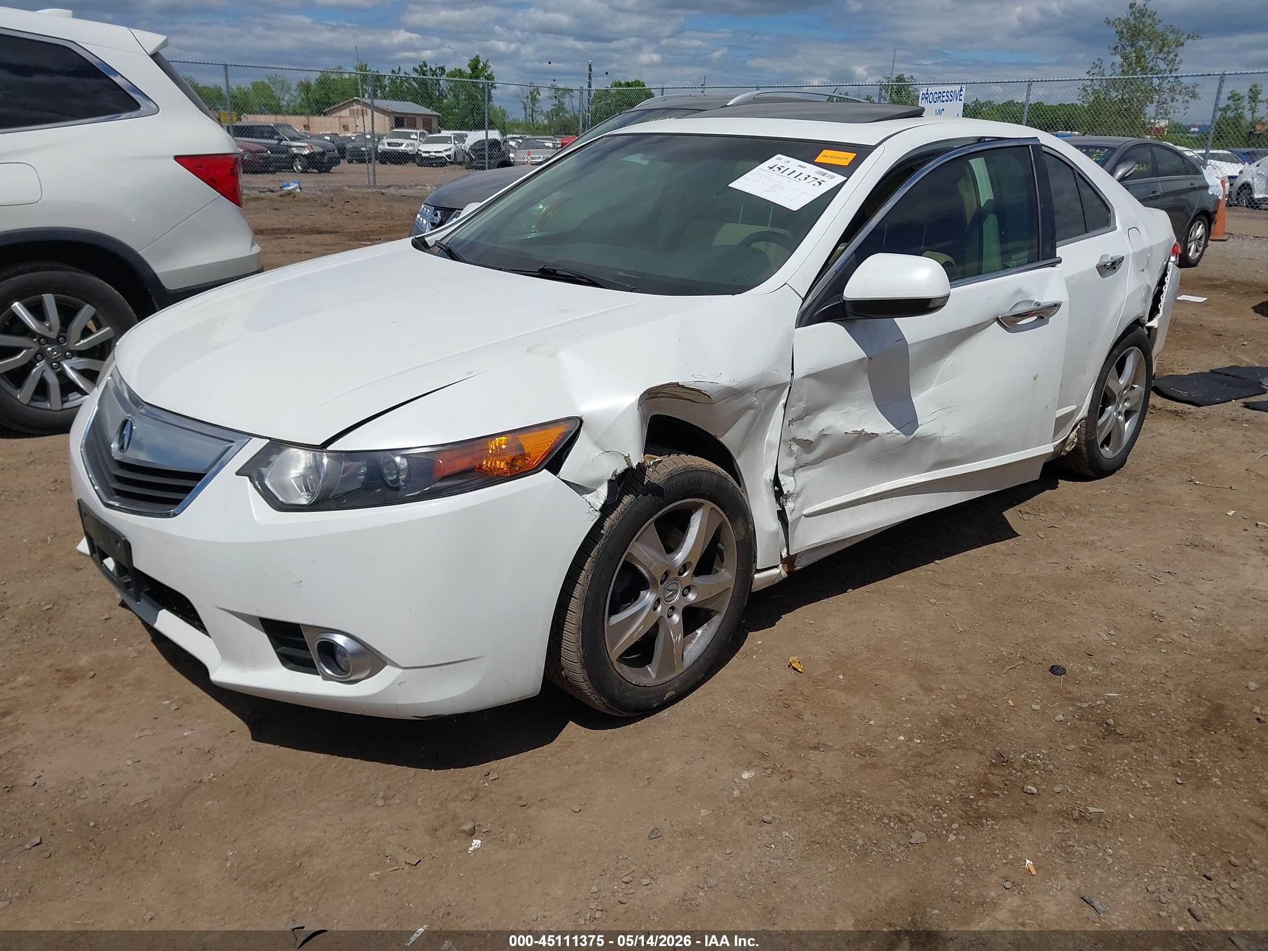 2012 Acura Tsx 2.4 White vin: JH4CU2F4XCC027635