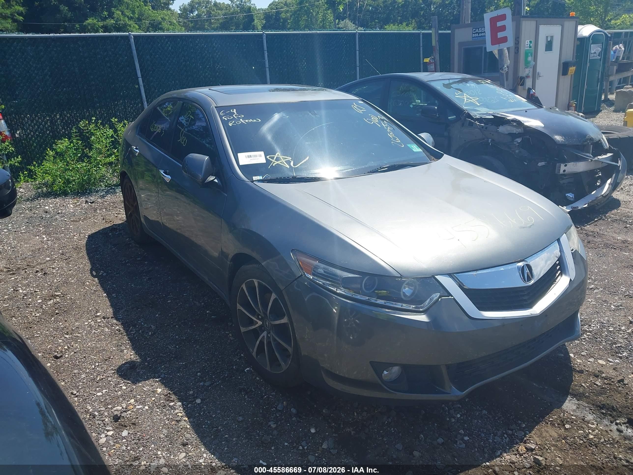2010 Acura Tsx 2.4 Gray vin: JH4CU2F60AC015850