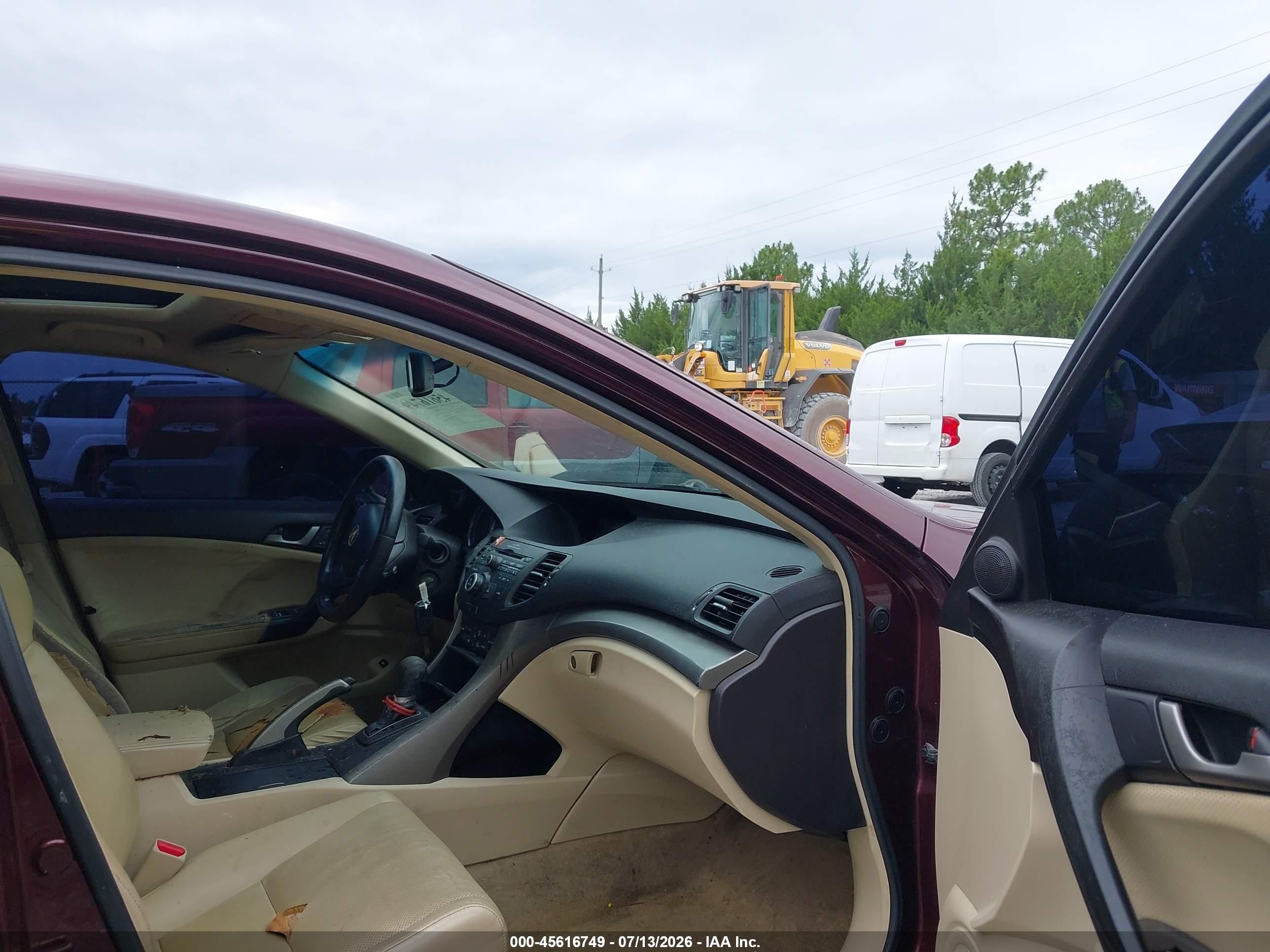 2010 Acura Tsx 2.4 Maroon vin: JH4CU2F60AC041736