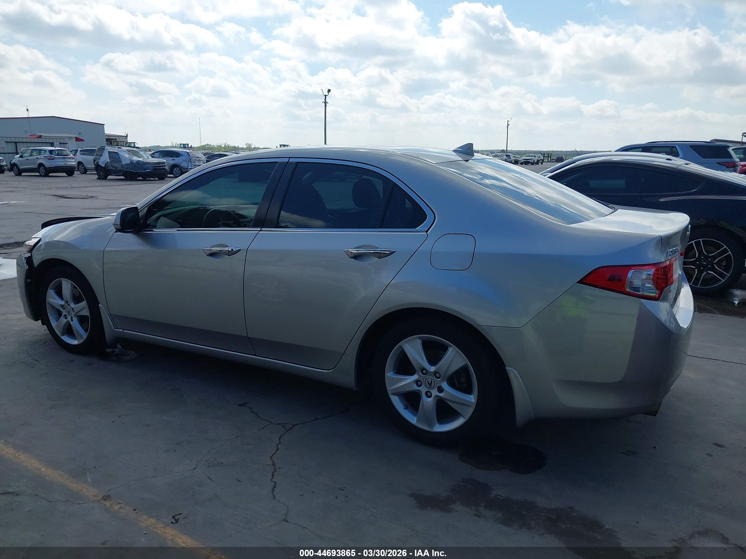 2010 Acura Tsx 2.4 Gray vin: JH4CU2F60AC042157