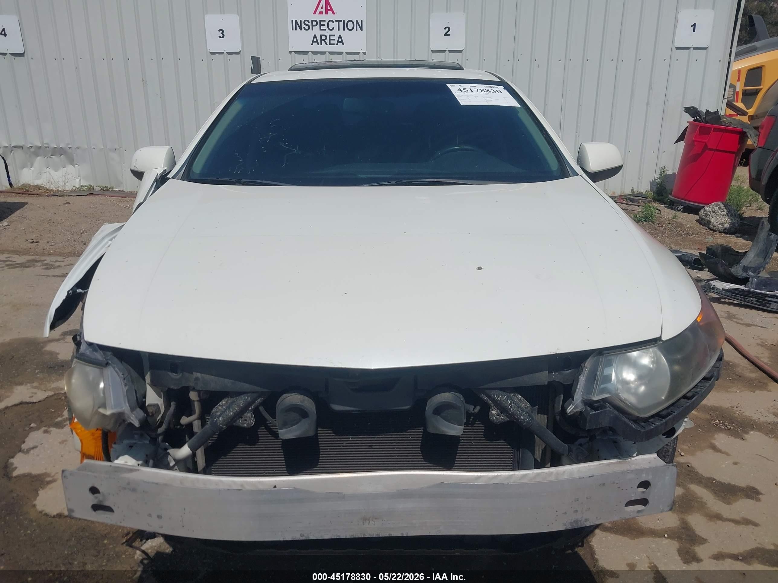 2010 Acura Tsx 2.4 Белый vin: JH4CU2F61AC011547