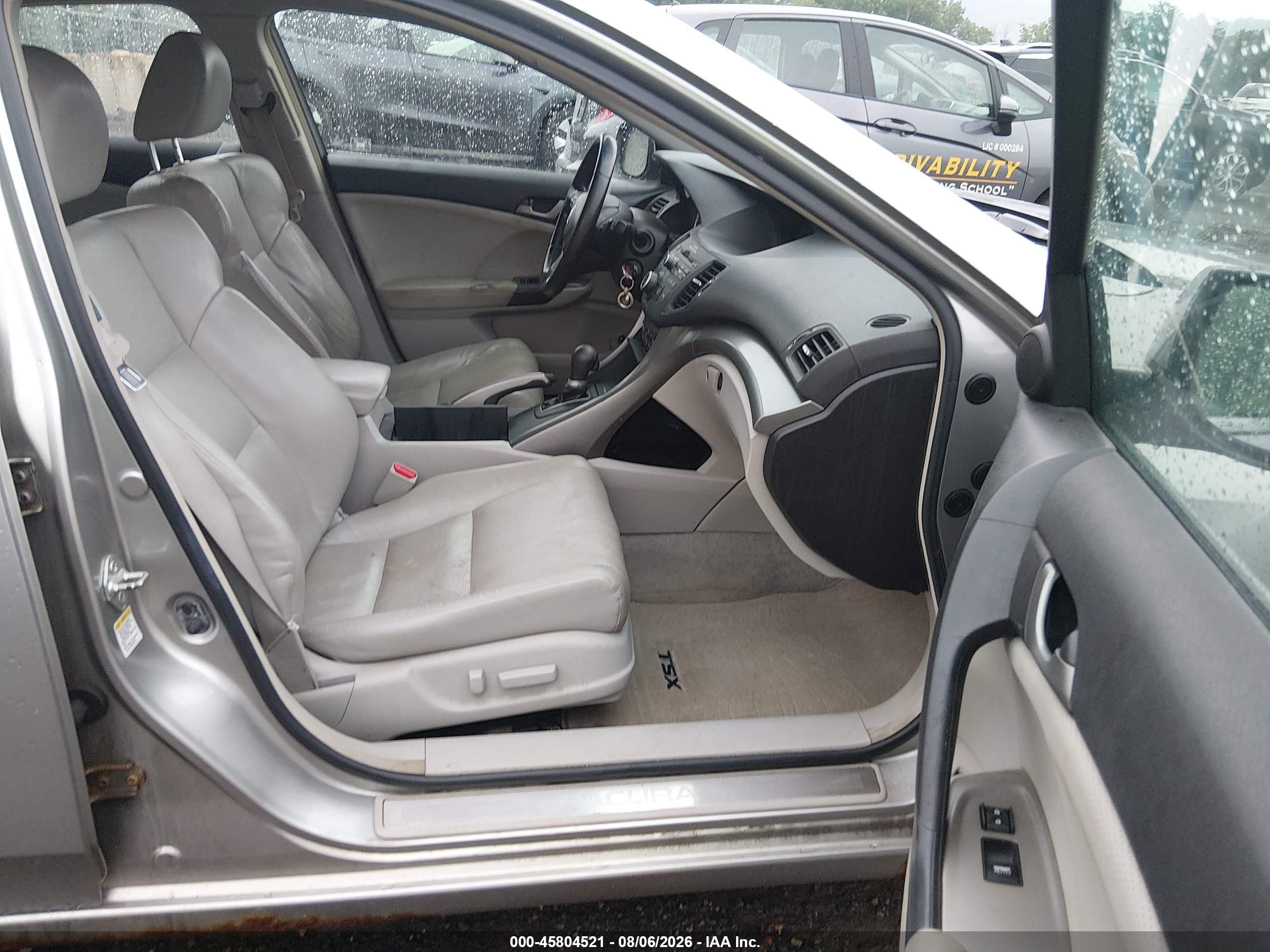 2010 Acura Tsx 2.4 Silver vin: JH4CU2F61AC017350