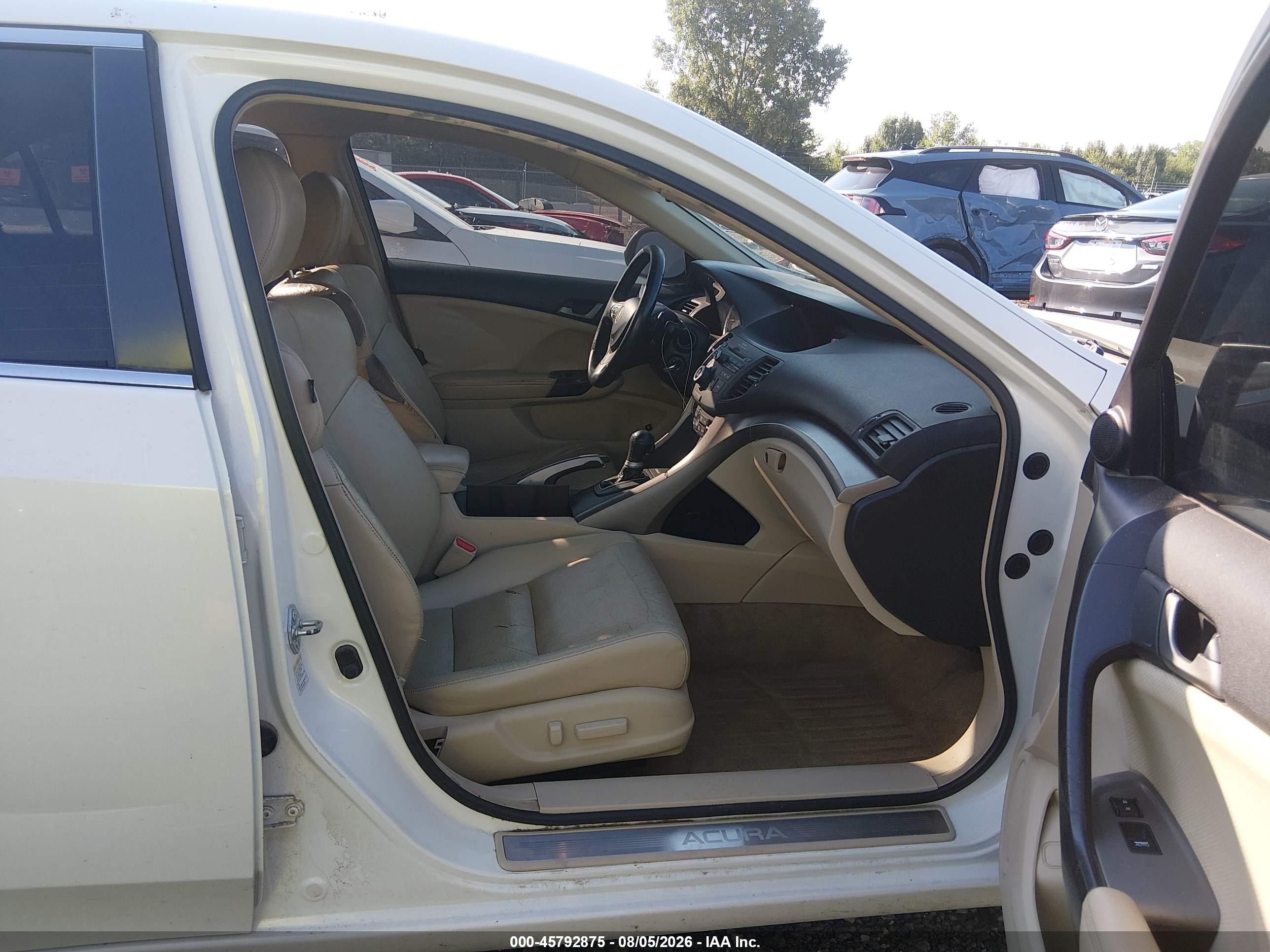 2010 Acura Tsx 2.4 White vin: JH4CU2F61AC026260