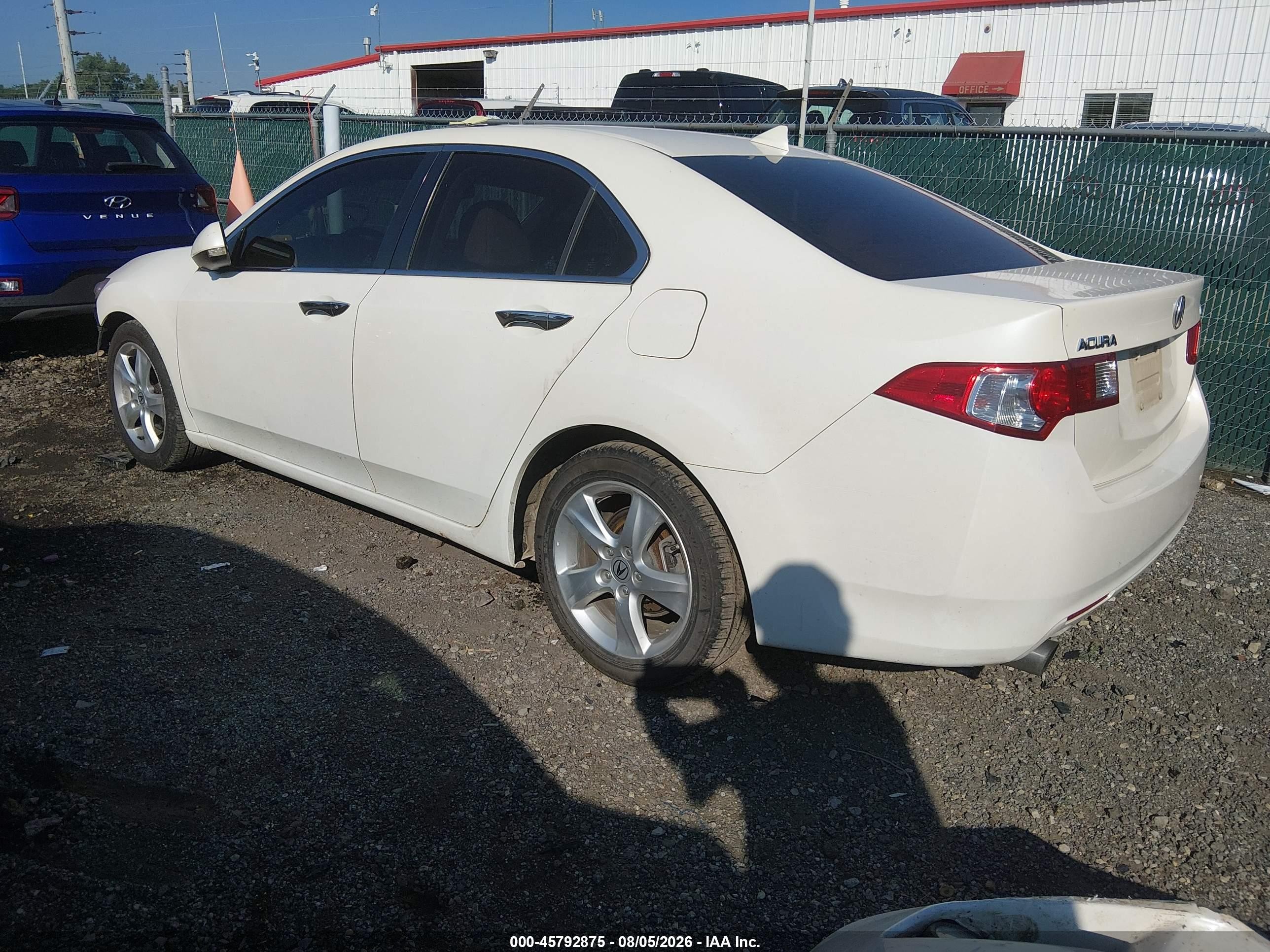 2010 Acura Tsx 2.4 White vin: JH4CU2F61AC026260