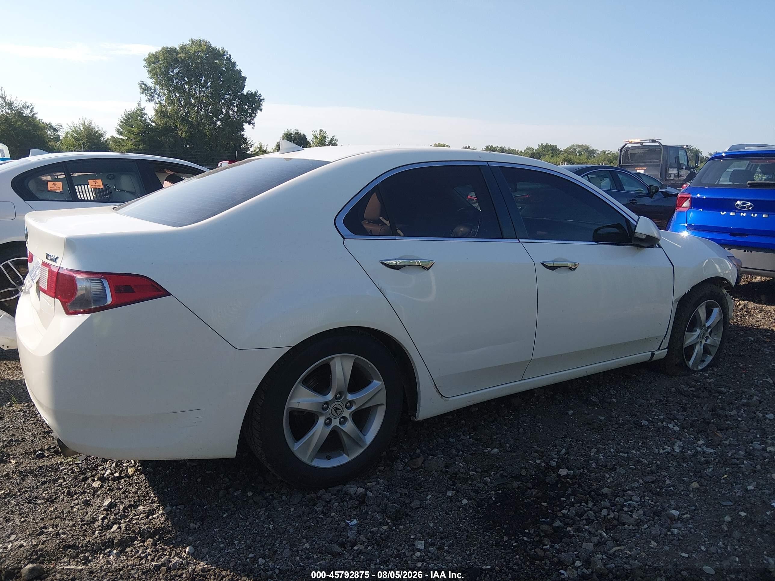 2010 Acura Tsx 2.4 White vin: JH4CU2F61AC026260
