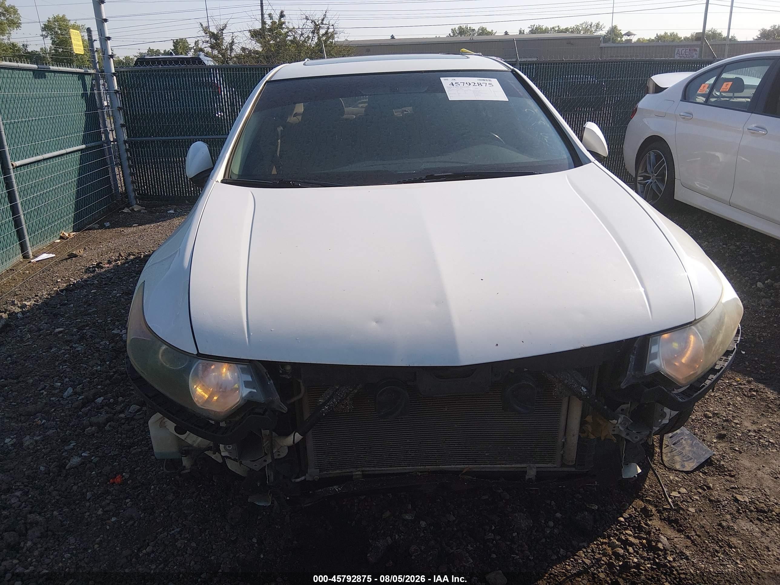 2010 Acura Tsx 2.4 White vin: JH4CU2F61AC026260